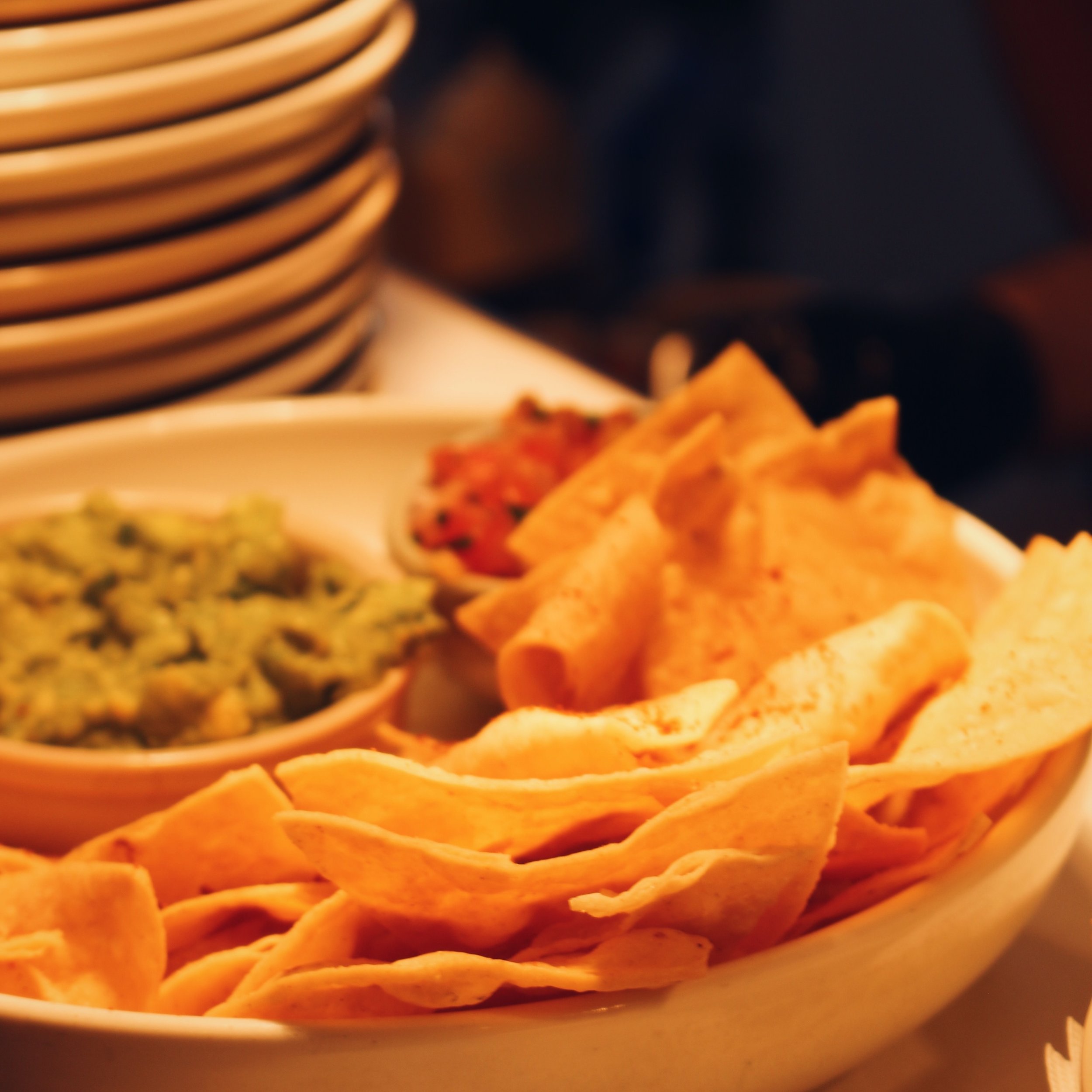 chips &amp; guac 🥑 what more could you want!! 

Open Wednesday to Saturday for Lunch anddddd Dinner! 🥘

#187cantina #cantina #food #lismore #lismorefood #restaurant #bar #cocktails #taco #tacos