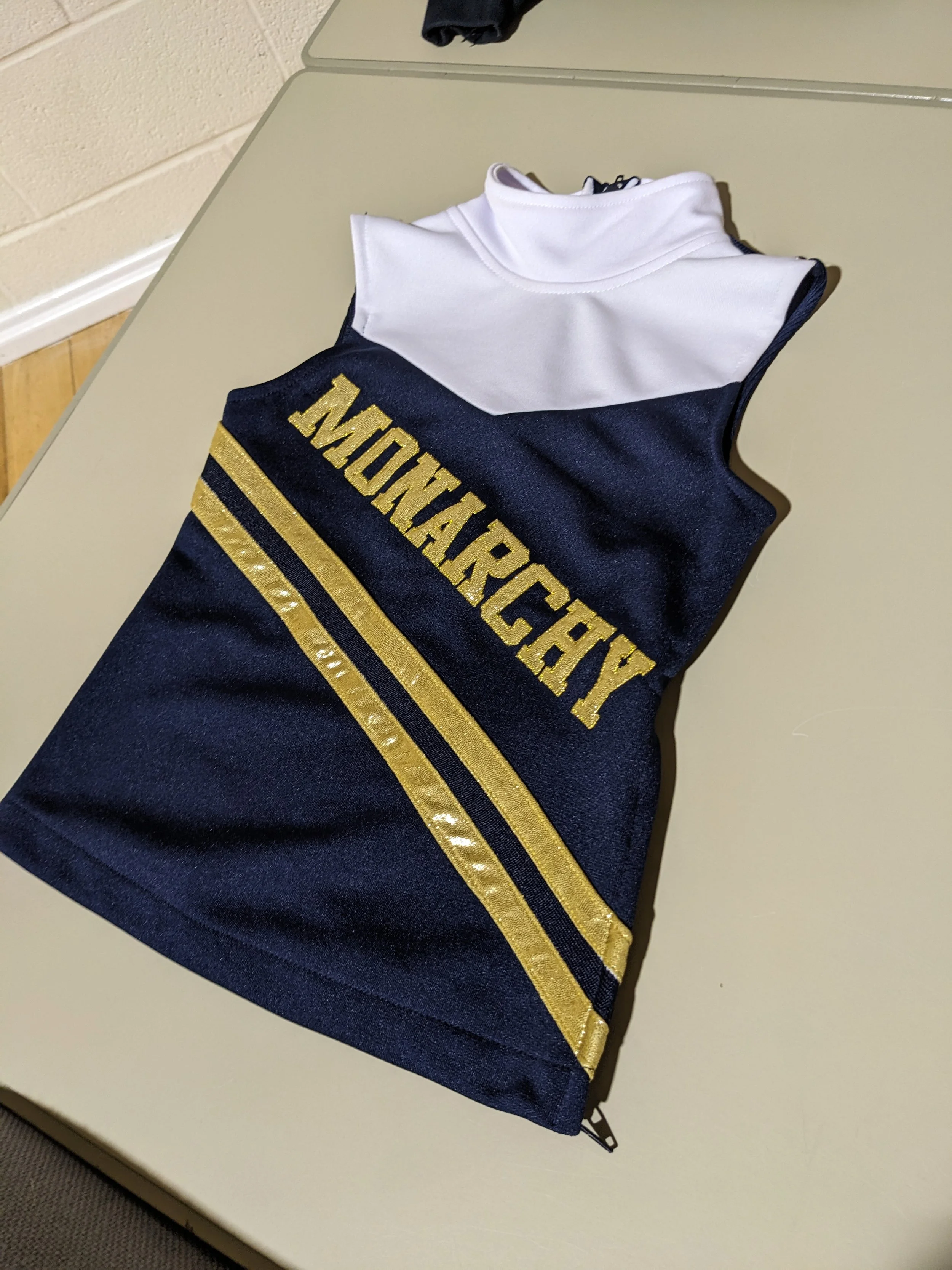 Cheer Top (second hand, great condition) - Y6 - £25