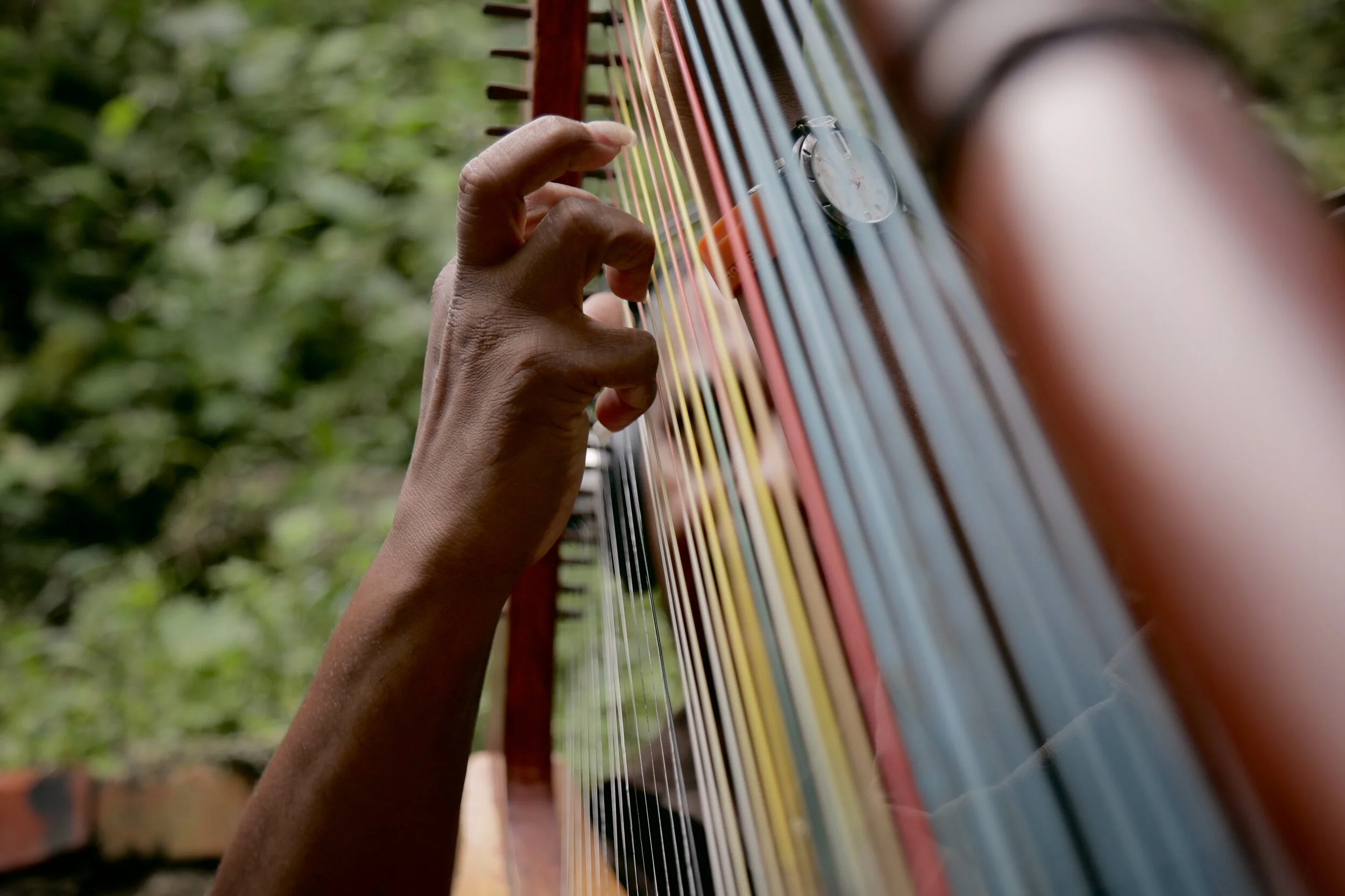 Top tips for hiring a harpist