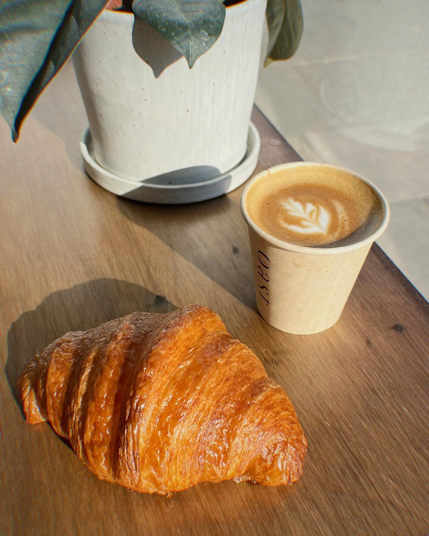 Coffee + a croissant ✌🏻 

Have you heard? If you come and see us thurs-fri then you can grab a coffee and a croissant (or pain au choc) for just &pound;5.

#margate #madeinmargate #croissant #coffee #offer #cliftonville #thanet #northdownroad #bread