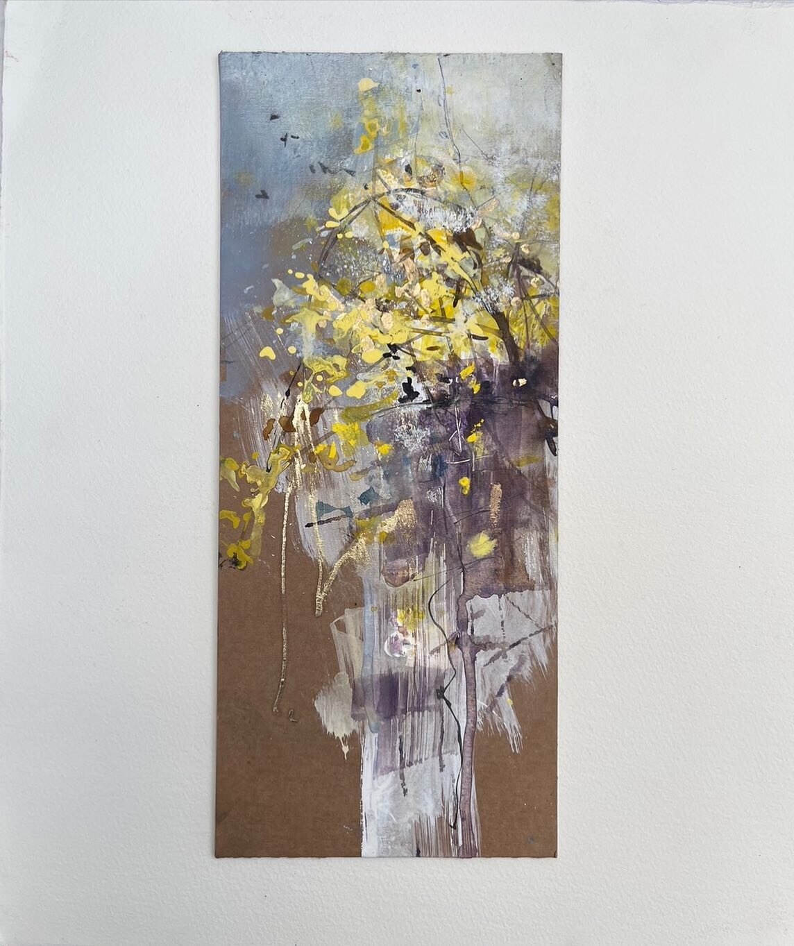 This was leftover card from the studio which had been pre loved with marks and spots of colour. I took it out yesterday to finish my colours of my &lsquo;Spring &lsquo; palette.

5th March

#blossom #enpleinair #spring #appreciation #quiet #breathing