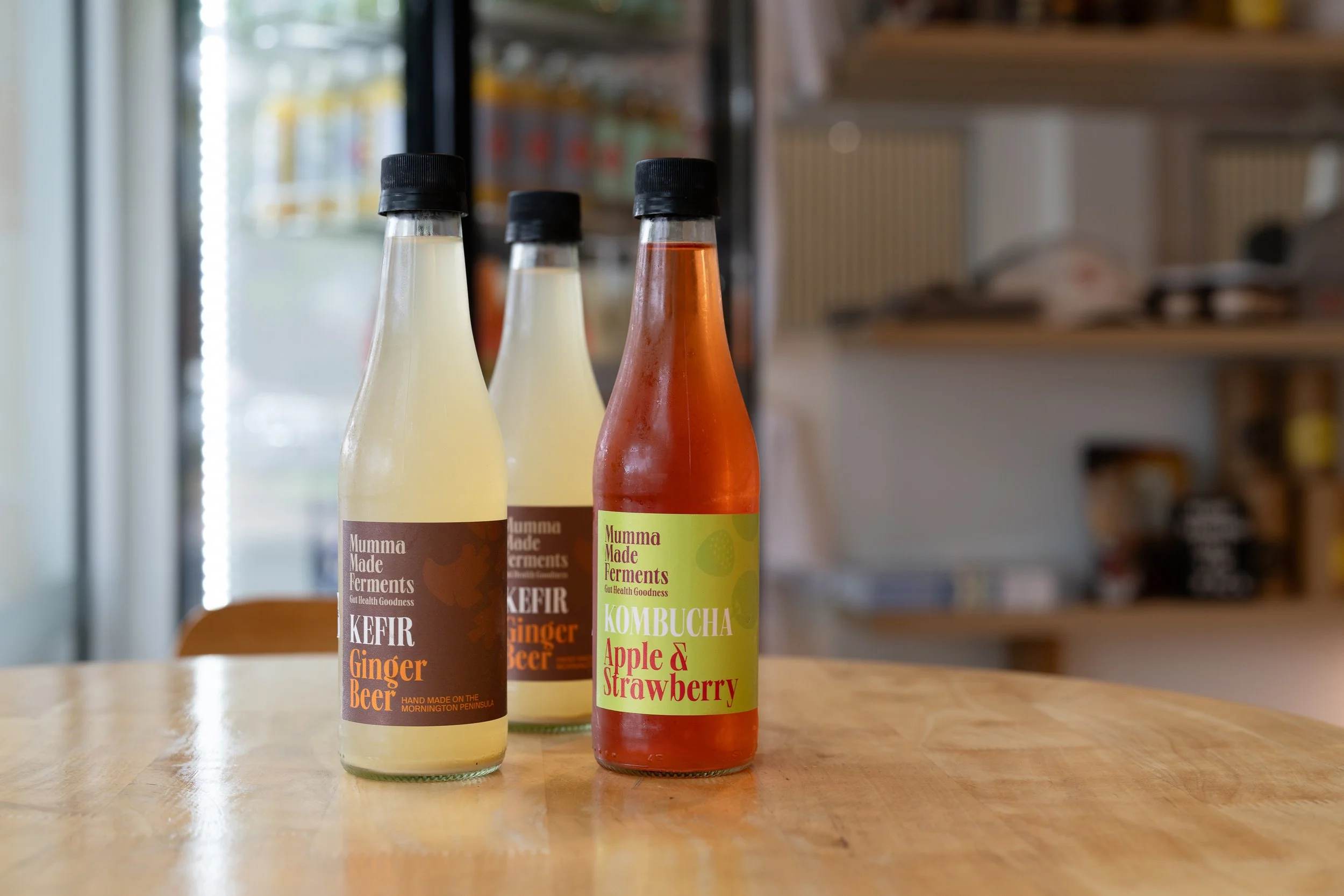 Mumma Made Fermented Apple and Strawberry Kombucha 330ml