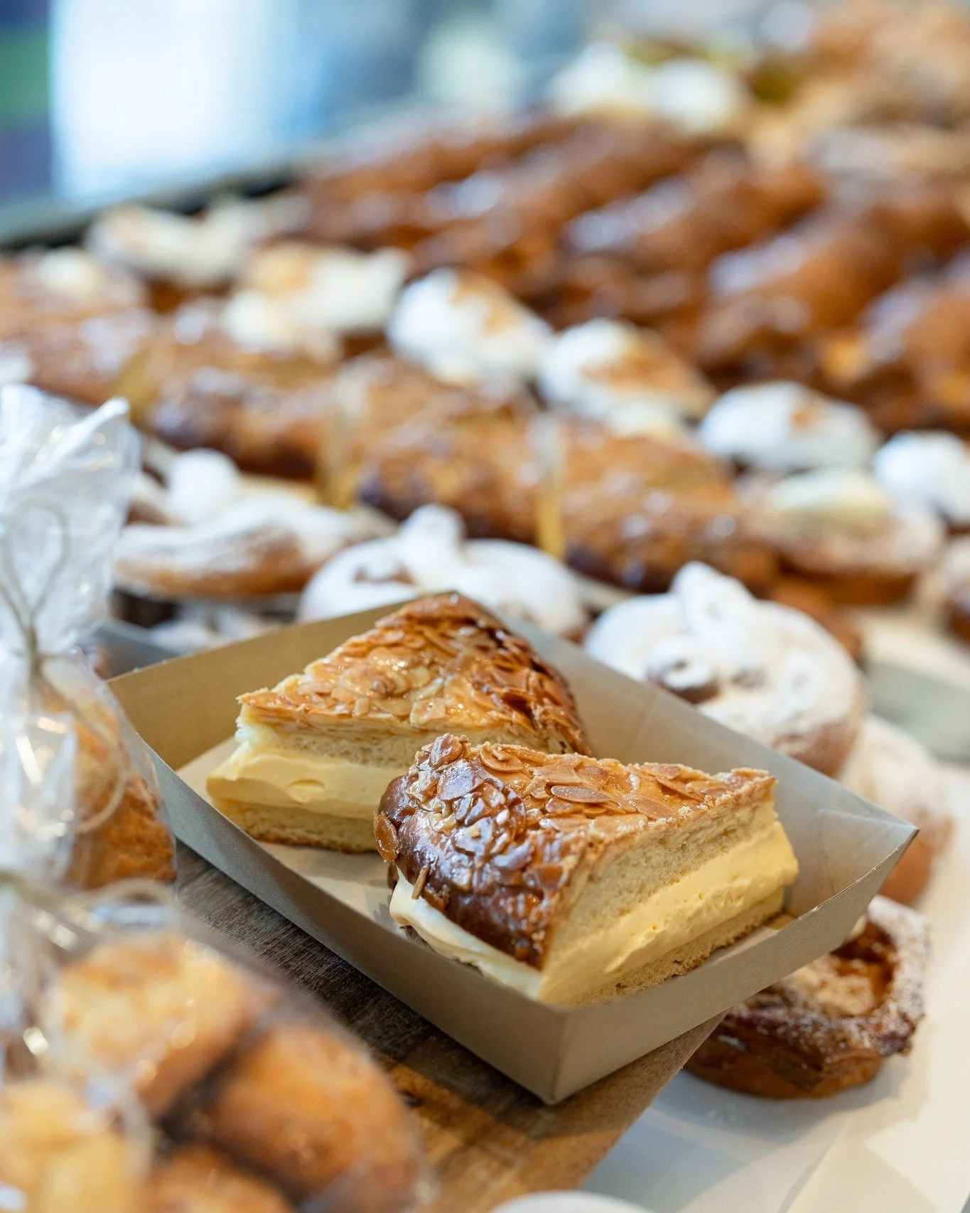 You know what's great about tomorrow? WE'RE OPEN FOR CUP DAY!

8am-2pm, Tuesday 4th November. We'll be the best bet you make all day as our bakery shelves are going to be STACKED with everything you love to eat.

What's on the lineup?
🧀 Cheddar stic