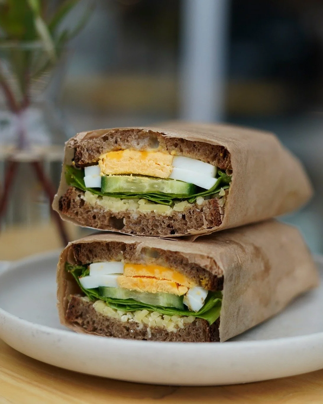 Sometimes the simplest things are the best things, like our Egg and Lettuce sando! 🥚🥬

Wholegrain spelt sourdough (nutty, hearty, the perfect base). Boiled eggs (cooked perfectly). Creamy Cheddar cheese. Crisp lettuce, and our house-made mayo tying
