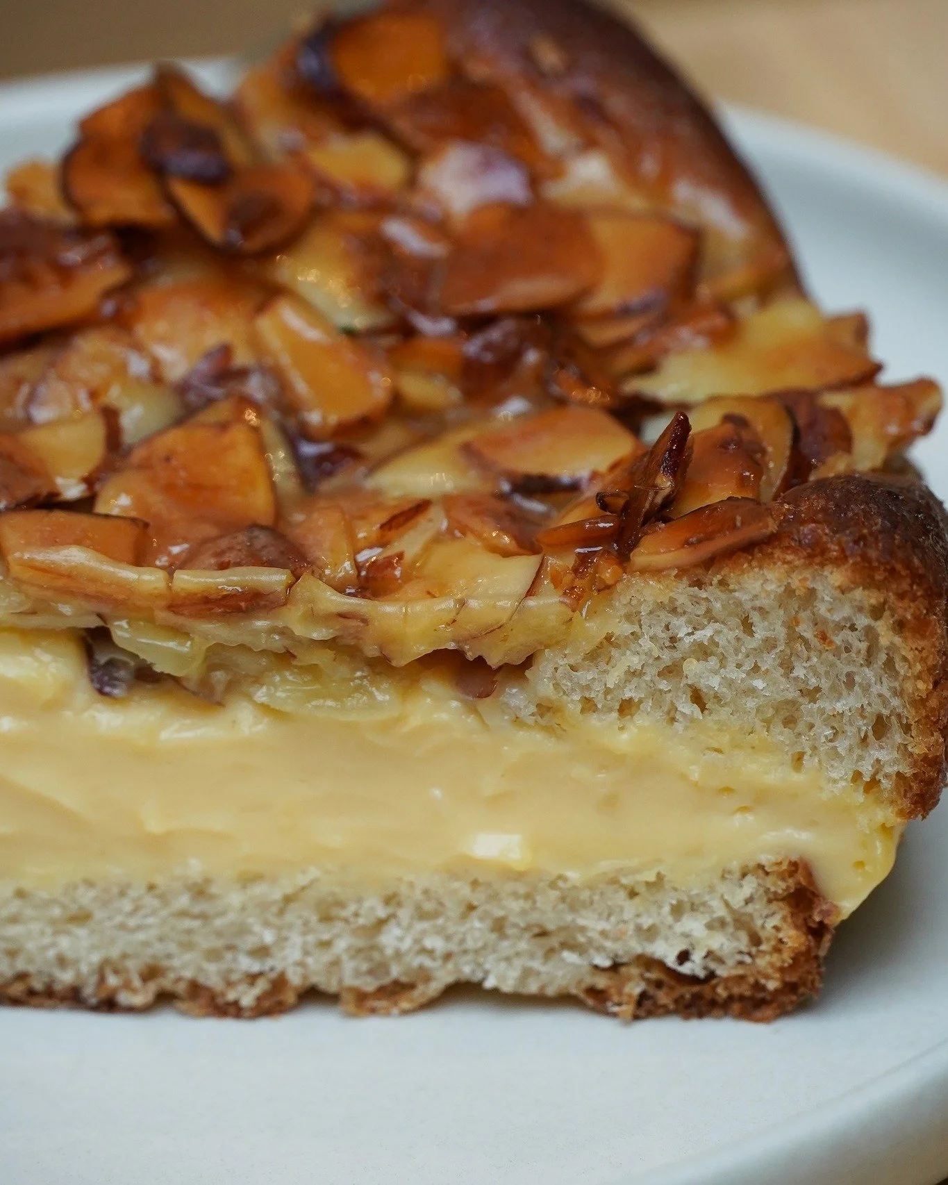 If you haven't tried our Bienenstich (Beesting) yet, you're missing out on what's quietly become one of our most loved items 💛

This is a true German classic, with our Butterken twist; cake base, filled with silky vanilla custard, topped with crunch