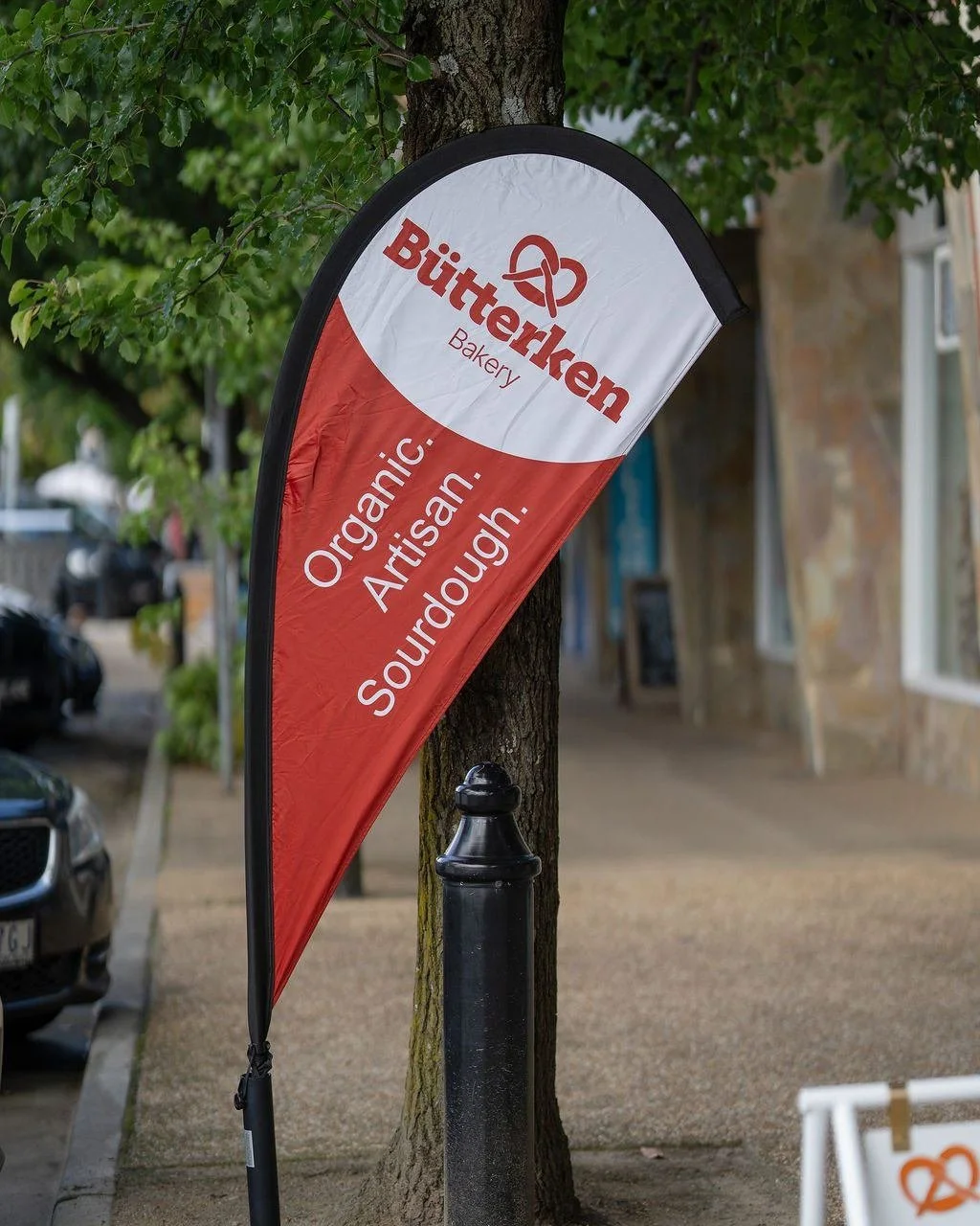 🔥🥨 Peninsula people &mdash; THIS IS YOUR SIGN 🥨🔥

We&rsquo;re OPEN this Saturday (21/03) and you&rsquo;re gonna want to get in early&hellip; 👀
⏰ 8:00am &ndash; 2:30pm
📍 54 Mount Eliza Way

Think: warm, just-out-of-the-oven everything 🤤
The sme