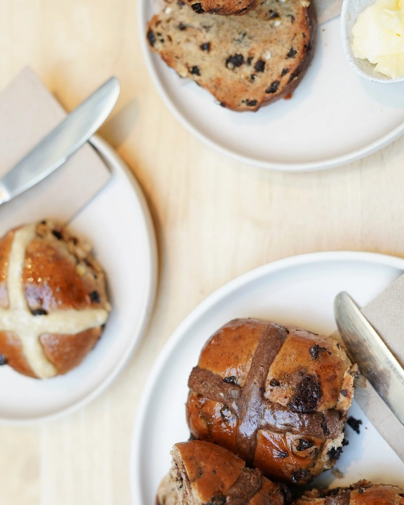 Last call for Easter pre-orders! Lock yours in today 🐣

We're doing final counts for Easter baking! We'll have our shelves stacked over the weekend, but the best way to guarantee you get exactly what you want is to pre-order now.

🫐🍫 Hot Cross Bun