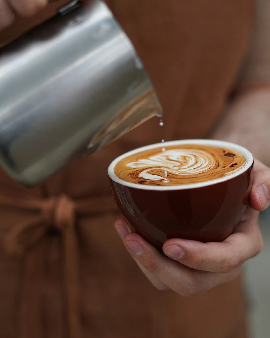 Ever heard of Kaffee und Kuchen? 🍰

It's a traditional German afternoon ritual where friends gather to drink coffee and eat cake. Not rushing. Not multitasking. Just sitting down, enjoying good coffee, good sweets, and good company. 

It's simple, i