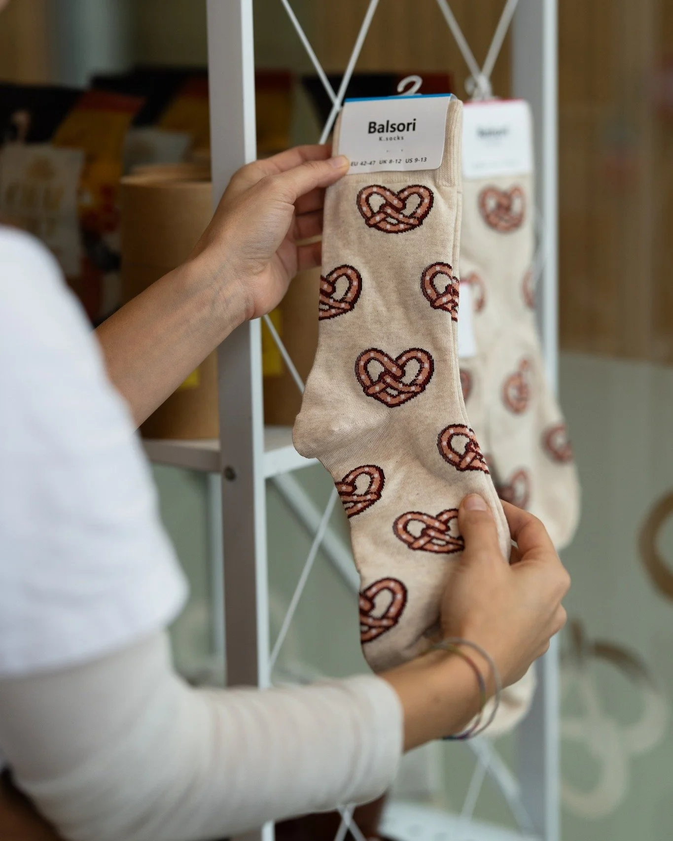 They&rsquo;ve been hanging all around the shop. Have you noticed them? Or maybe you&rsquo;ve already taken a pair home?

We&rsquo;re talking about our brand-new PRETZEL SOCKS!! 🥨🧦

Nice and soft and super duper comfy. Available in two sizes and gua