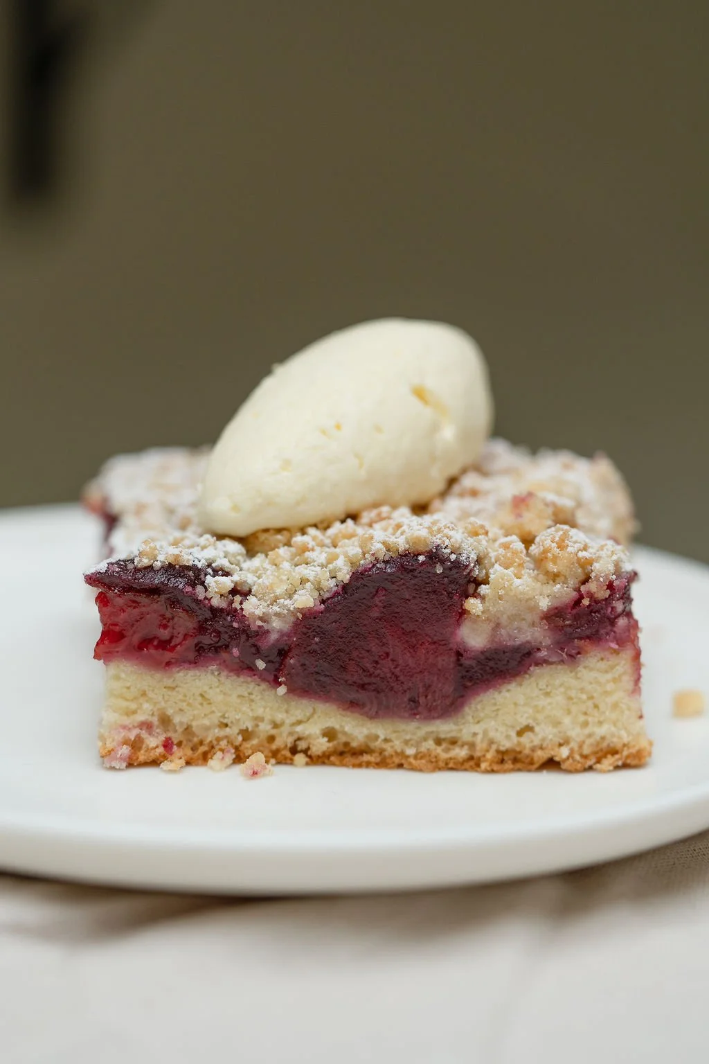 Plum Crumble