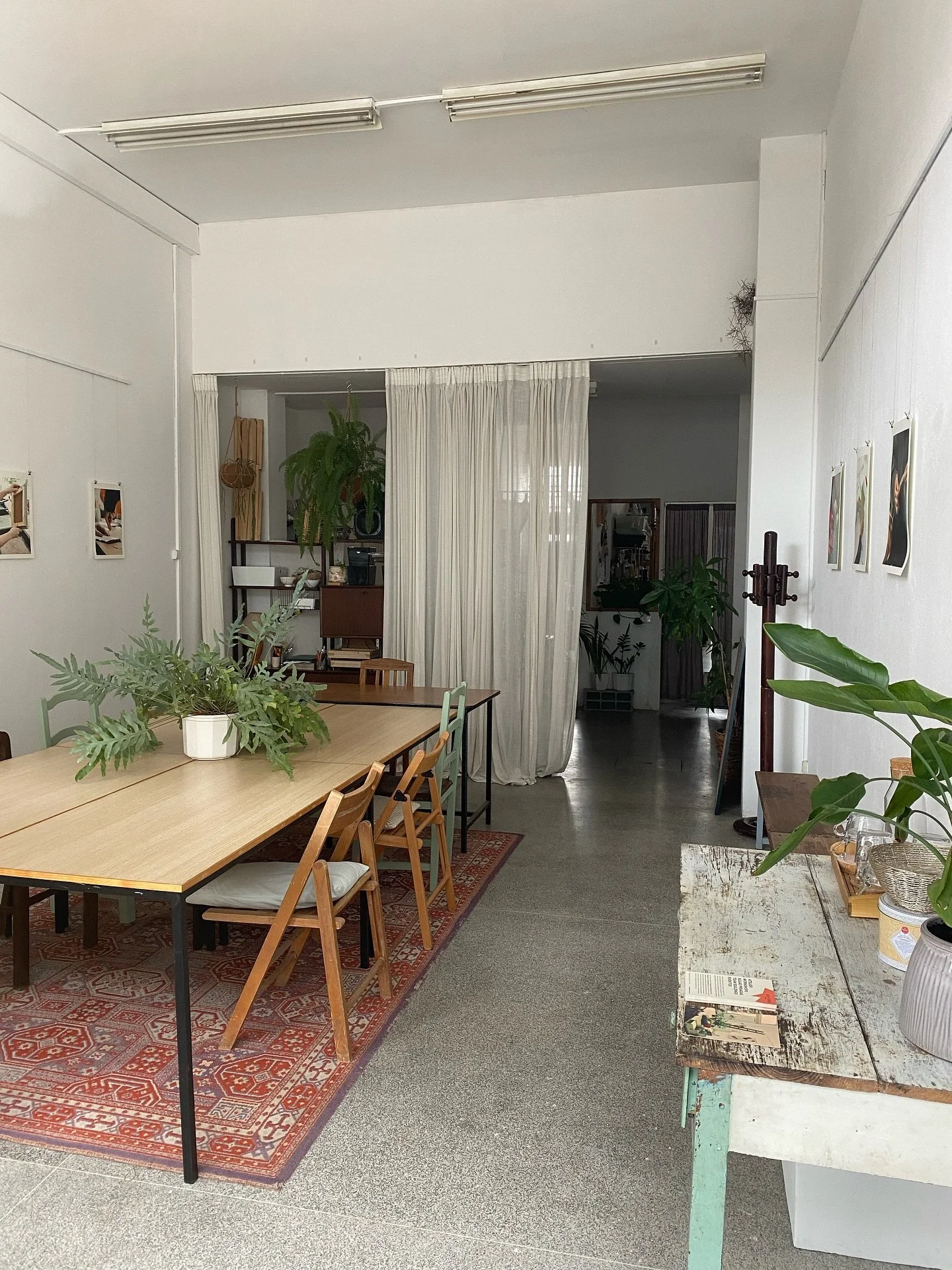 Atelier pronto para mais forma&ccedil;&otilde;es ✨

Visita o nosso site para conheceres os pr&oacute;ximos workshops, a nossa oferta de aulas privadas e todo o percurso bonito que temos feito por aqui ~ ateliersemforma.com