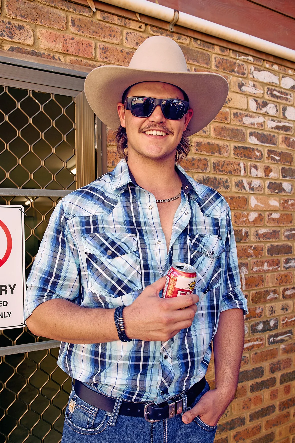 DSC09982 1 small.jpg