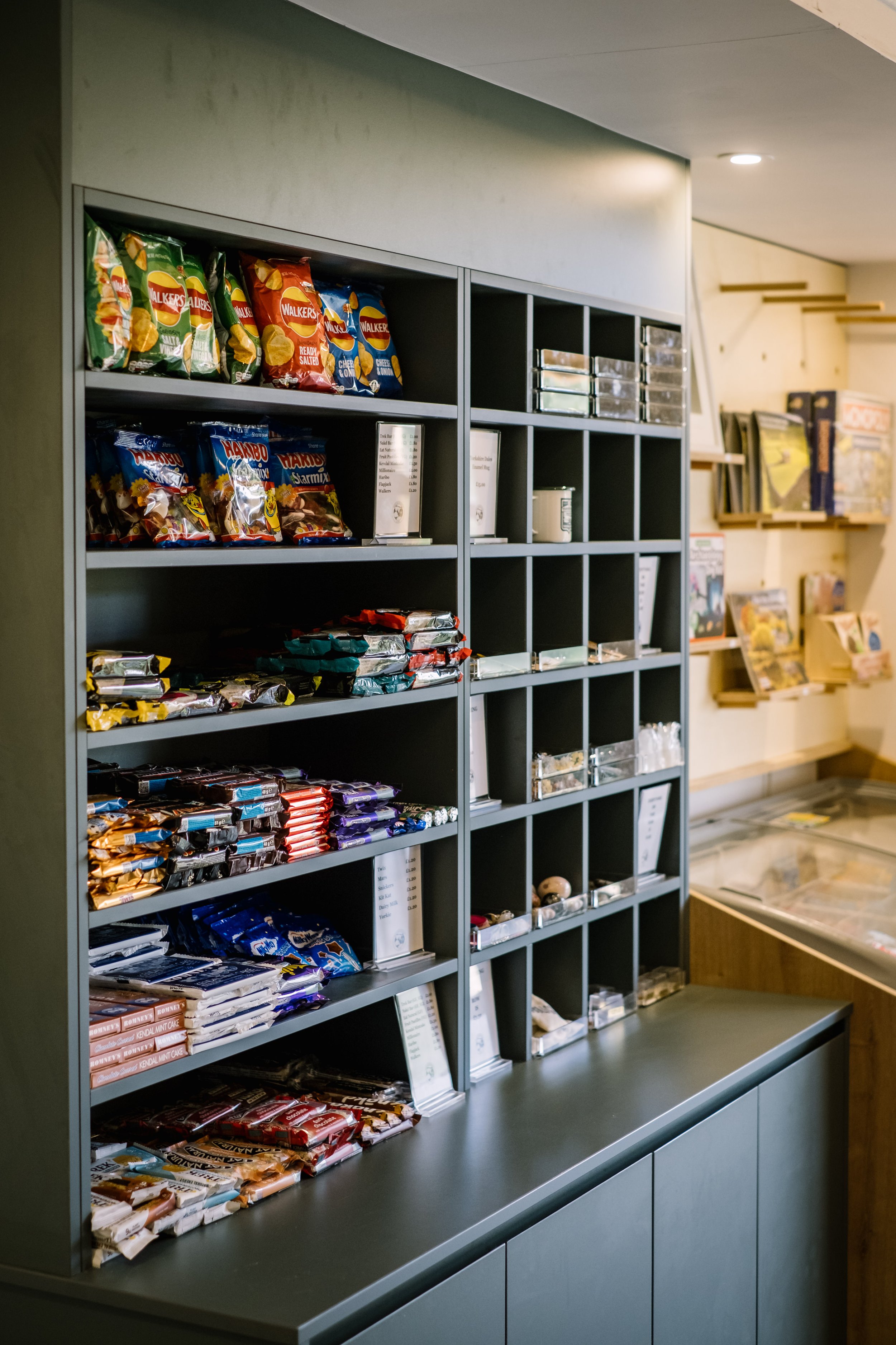CLAPHAM_CAVE_SHOP_065.jpg