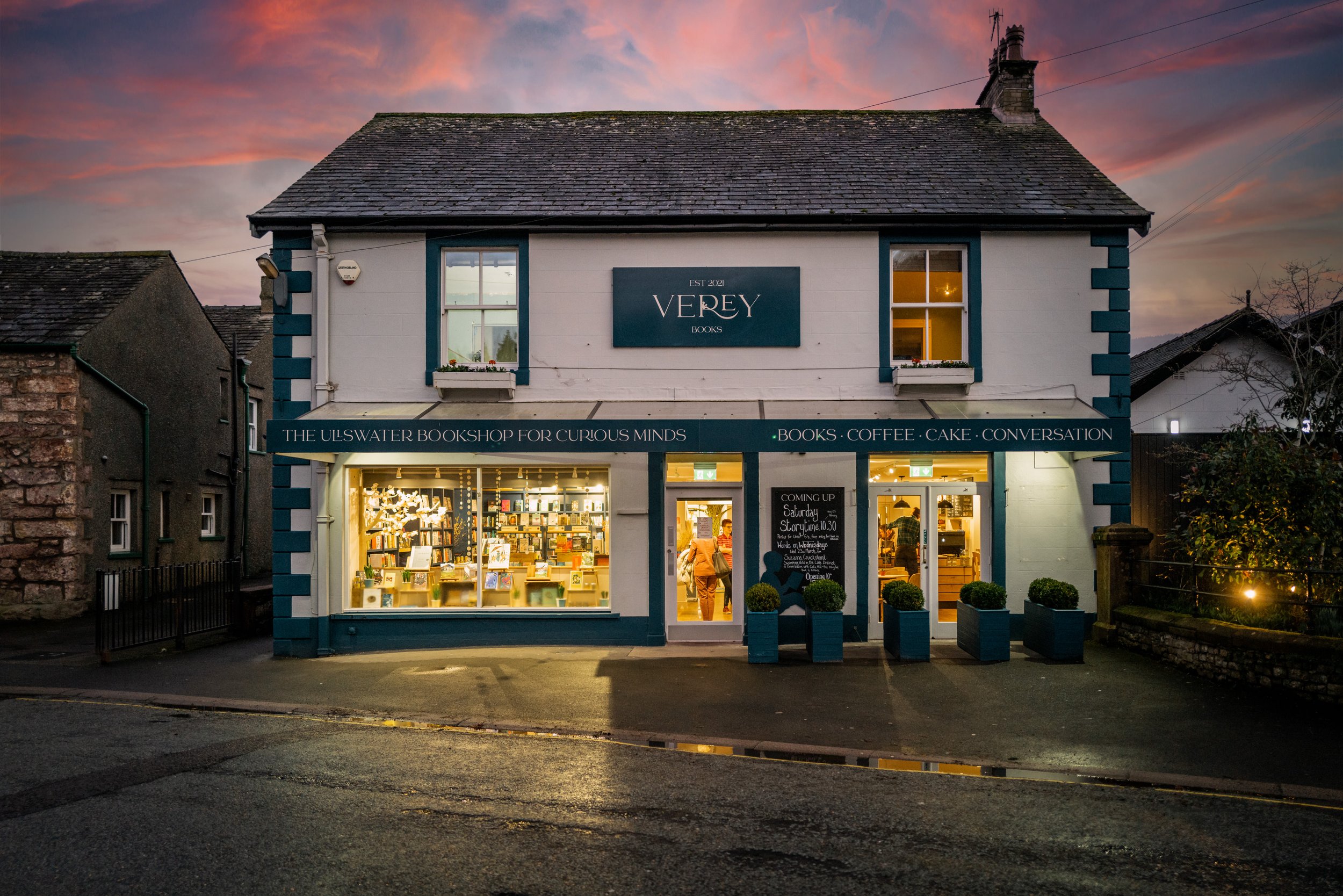 VEREY_BOOKS_340-Edit.jpg