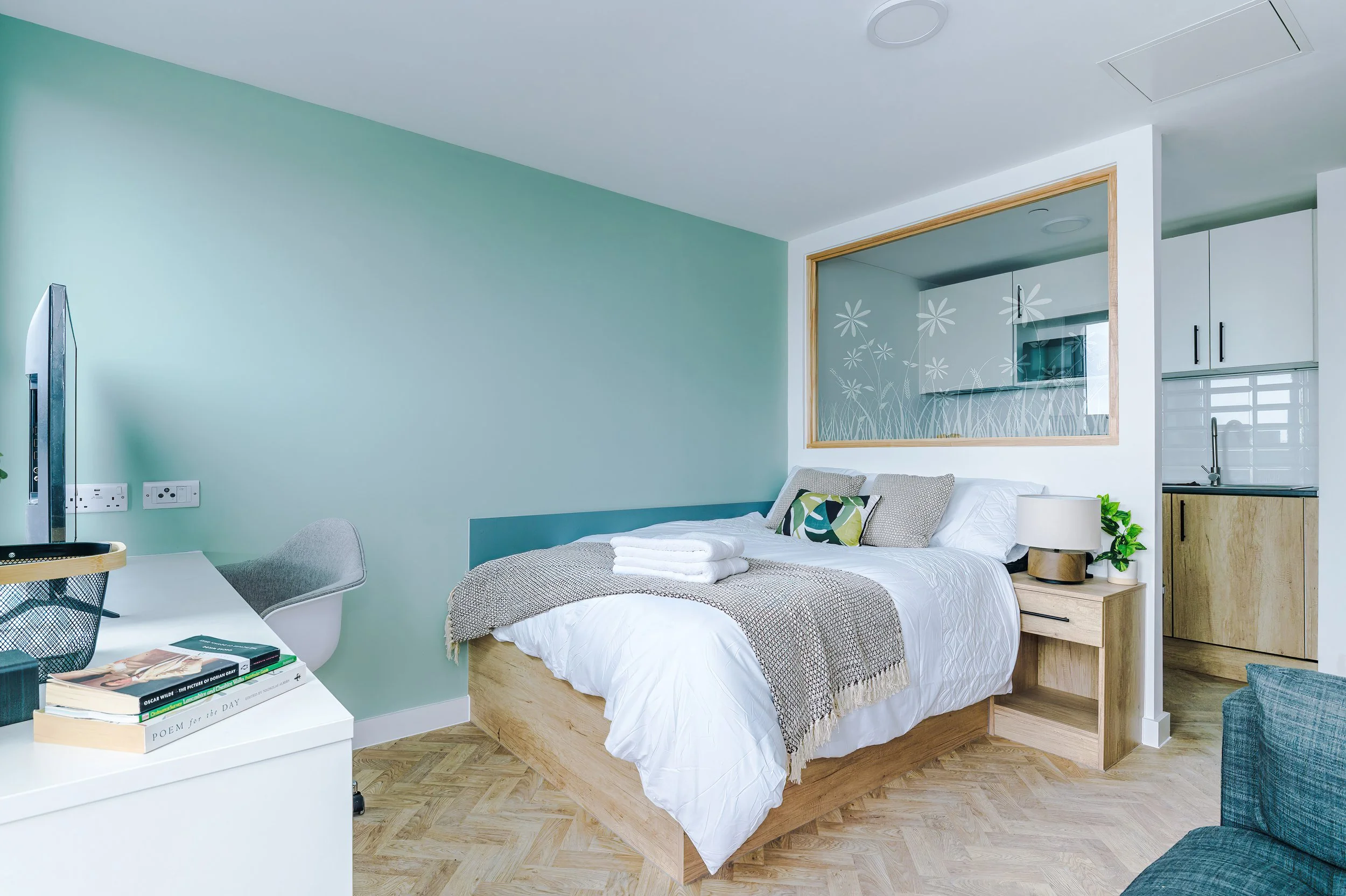 Classic Bedroom (1).jpg