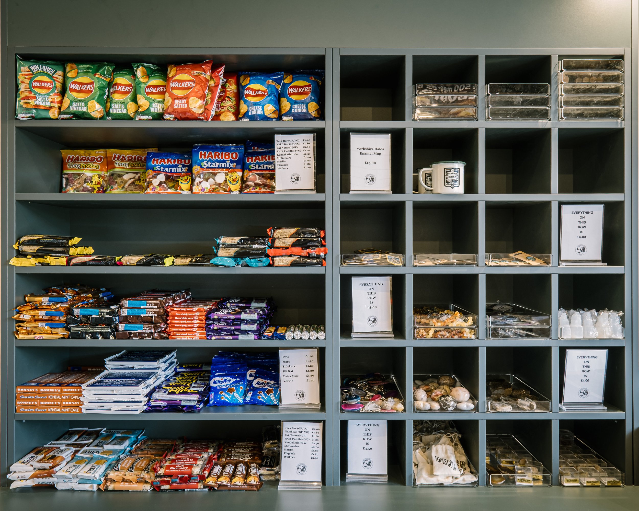 CLAPHAM_CAVE_SHOP_011.jpg