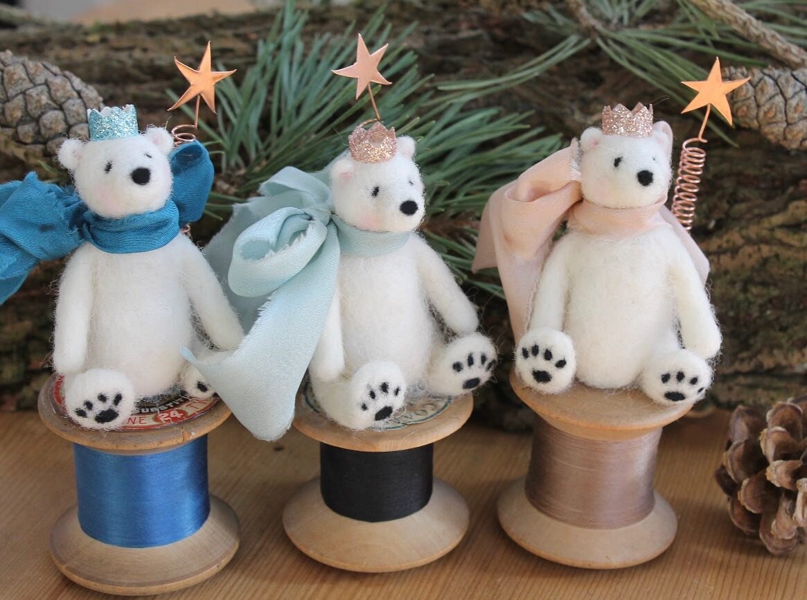 🖤Happy December 🖤

Wishing you all a happy December. Hibernation sounds like a tempting option next to the fire with my dog all snuggled up. 🖤 

*(middle bear available the other two bears are sold. If you would like to gift anything from my creat