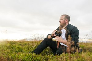 Aaron Jeffels, documentary wedding photographer