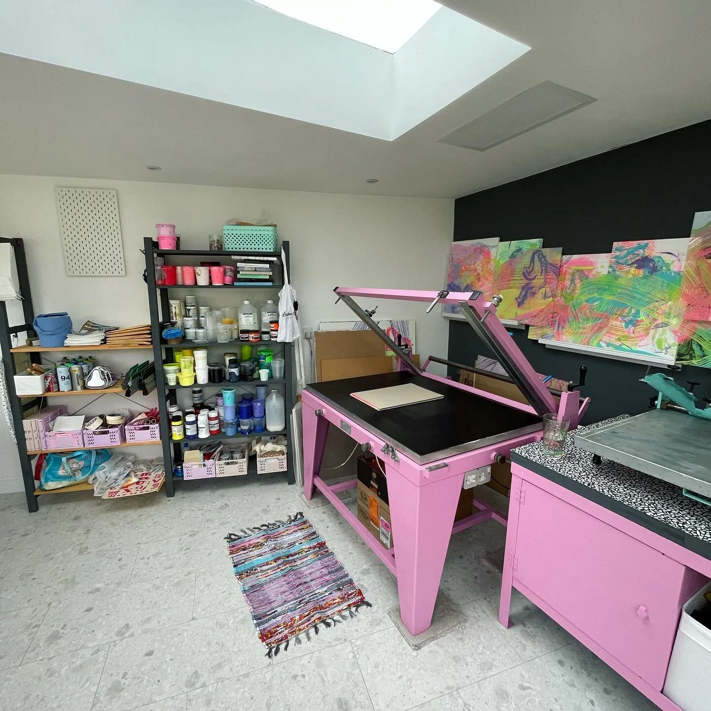 Fresh studio = fresh work
 - watch this space

#screenprinting #printmaking #homestudio #artstudio #artistsoninstagram #artistspace #printmaker #studiolife
