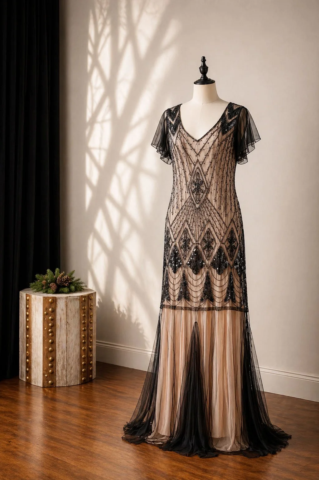 ten_lace_dress.jpg