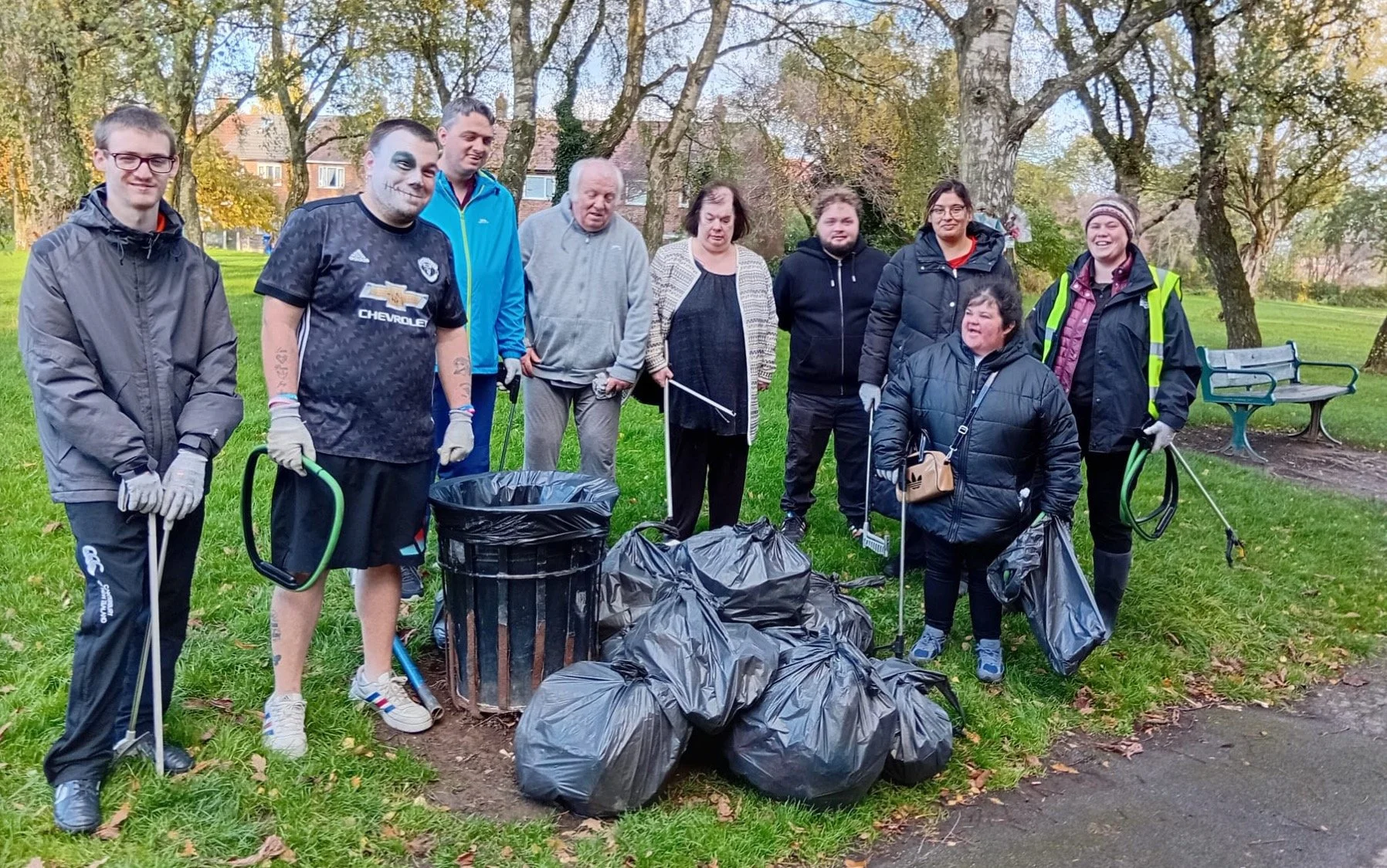 Nothing better than a bit of nature and a rubbish bag to help clear the mind and the litter.