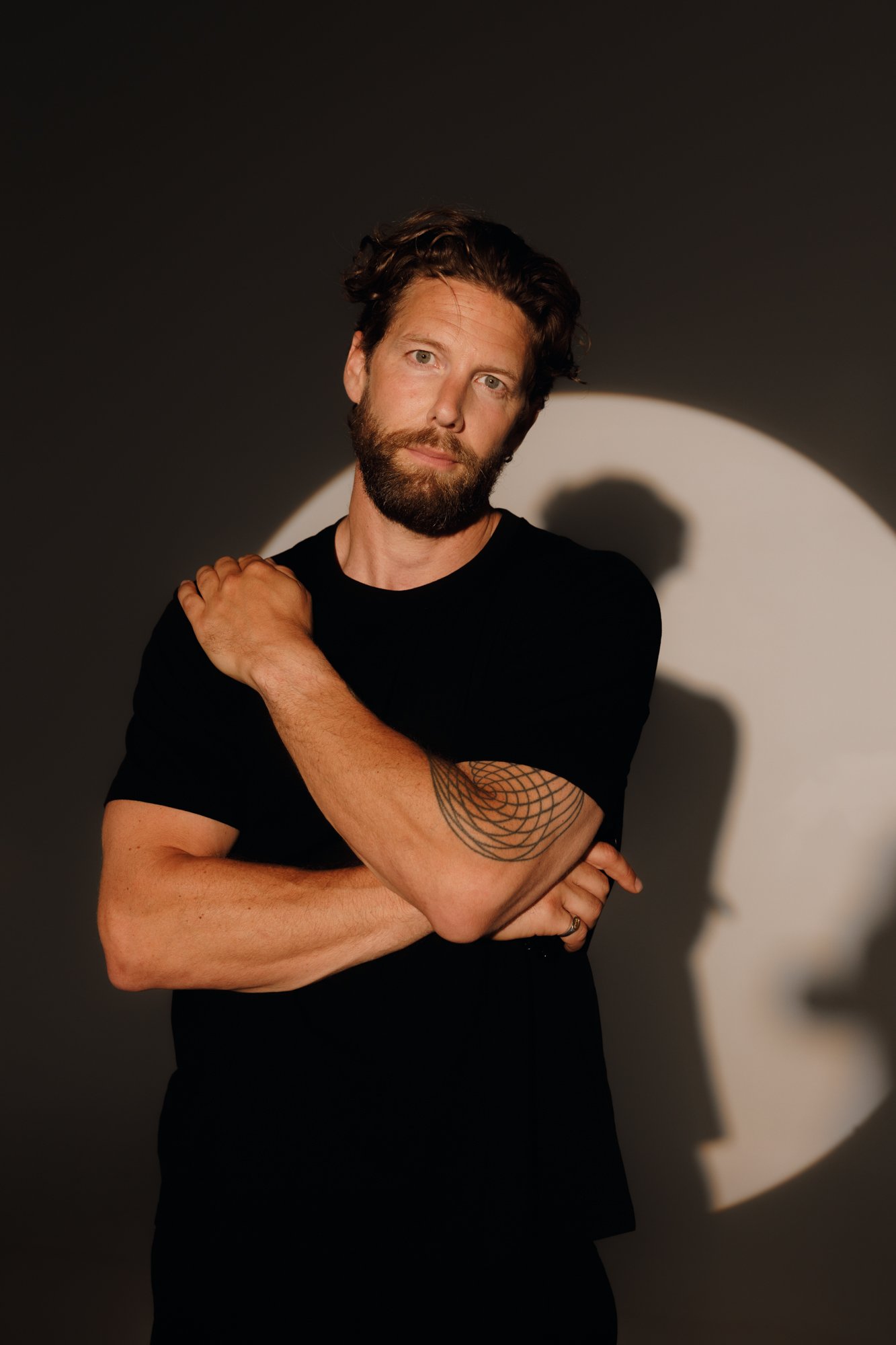 Nick Groeneveld for Unknown Agency. 