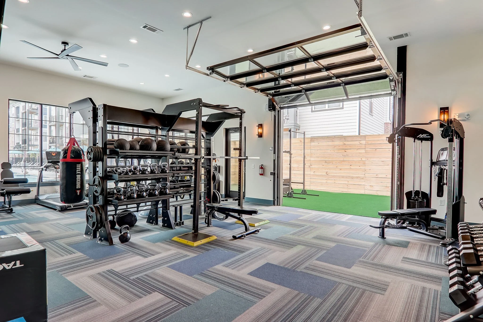 9-web-or-mls-Featherdown Wy Amenities-009 copy.jpg