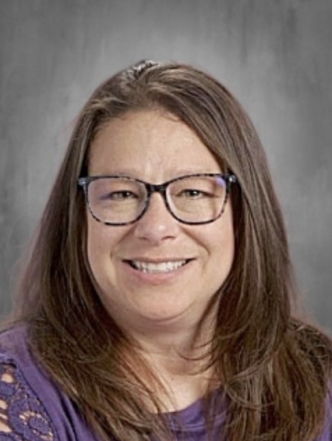 Photo of Danielle Russell