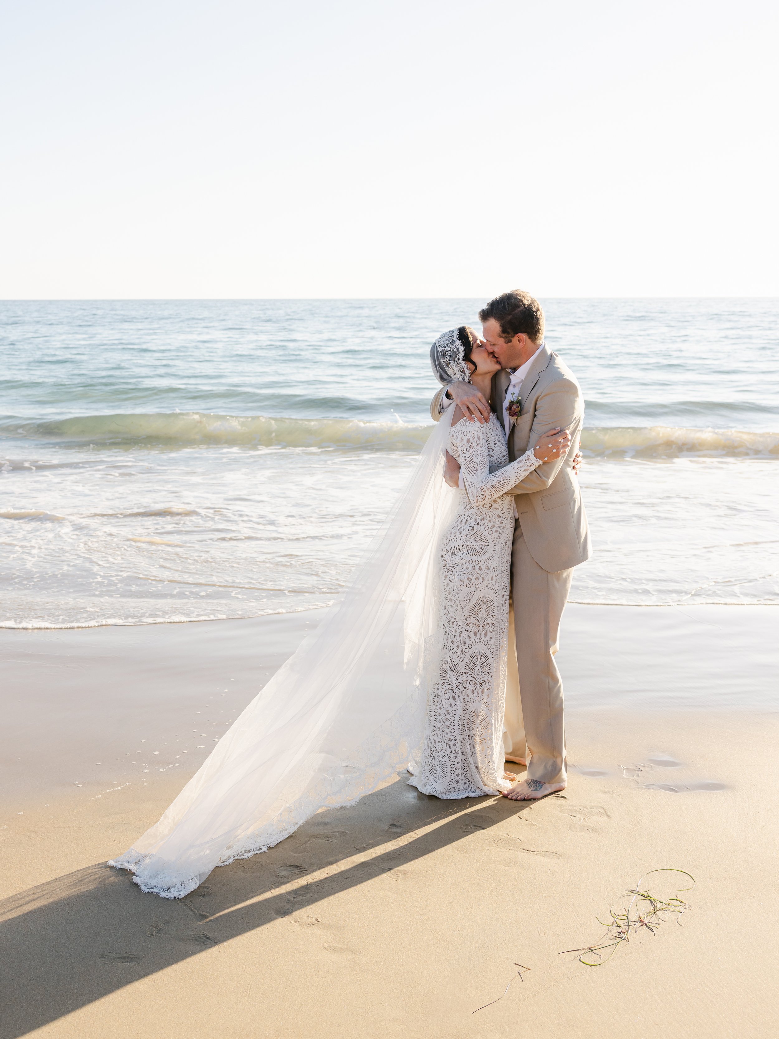Huxman-Co-Photography-Elopement-Crystal-Cove-Beach-California-4.jpg