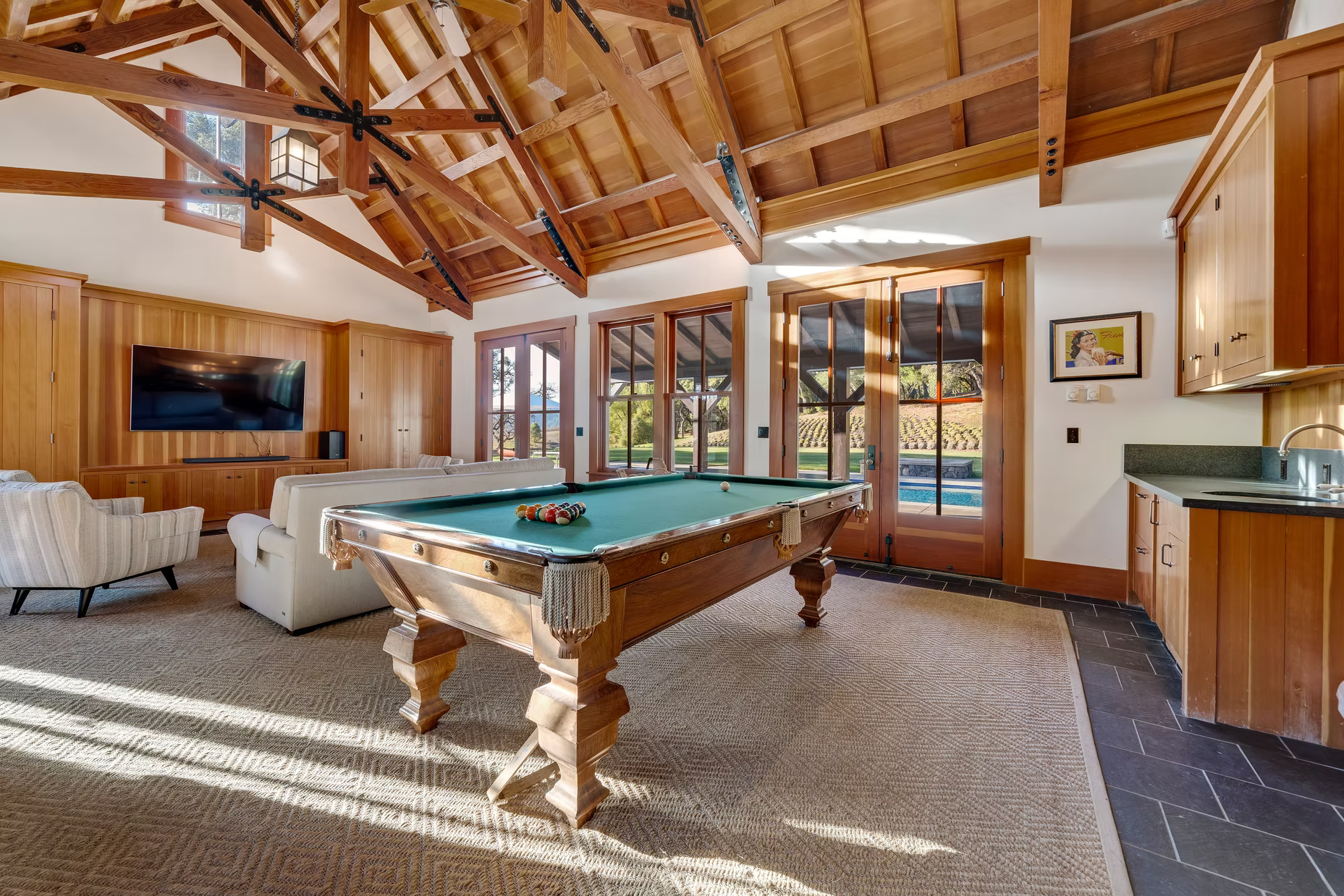 06c815_073e8eec1e2e436892e2a4dc7623284f~mv2 copy.png