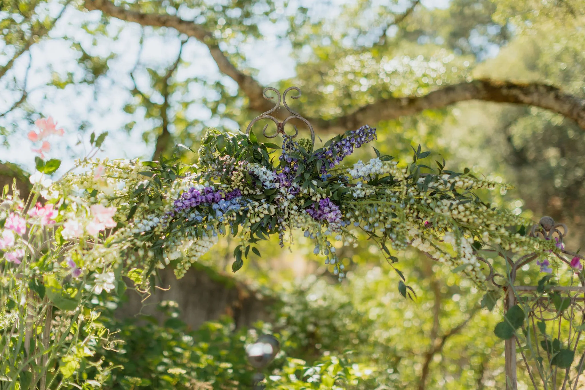 DB Katie Justin Arch floral web.jpg