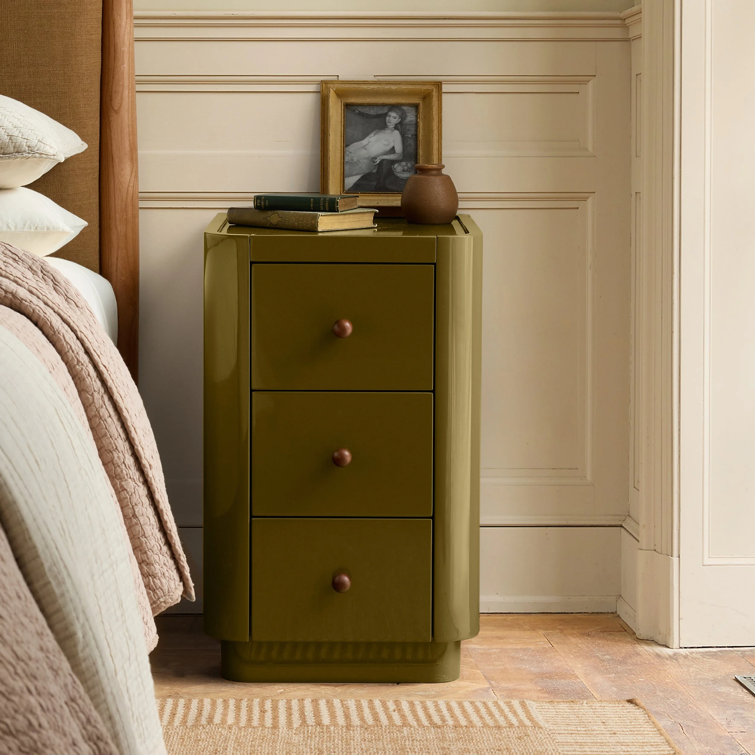 pdi-1018572-pierce-and-ward-lacquer-mini-nightstand-fir-green--furniture-fa26-main-011.jpg