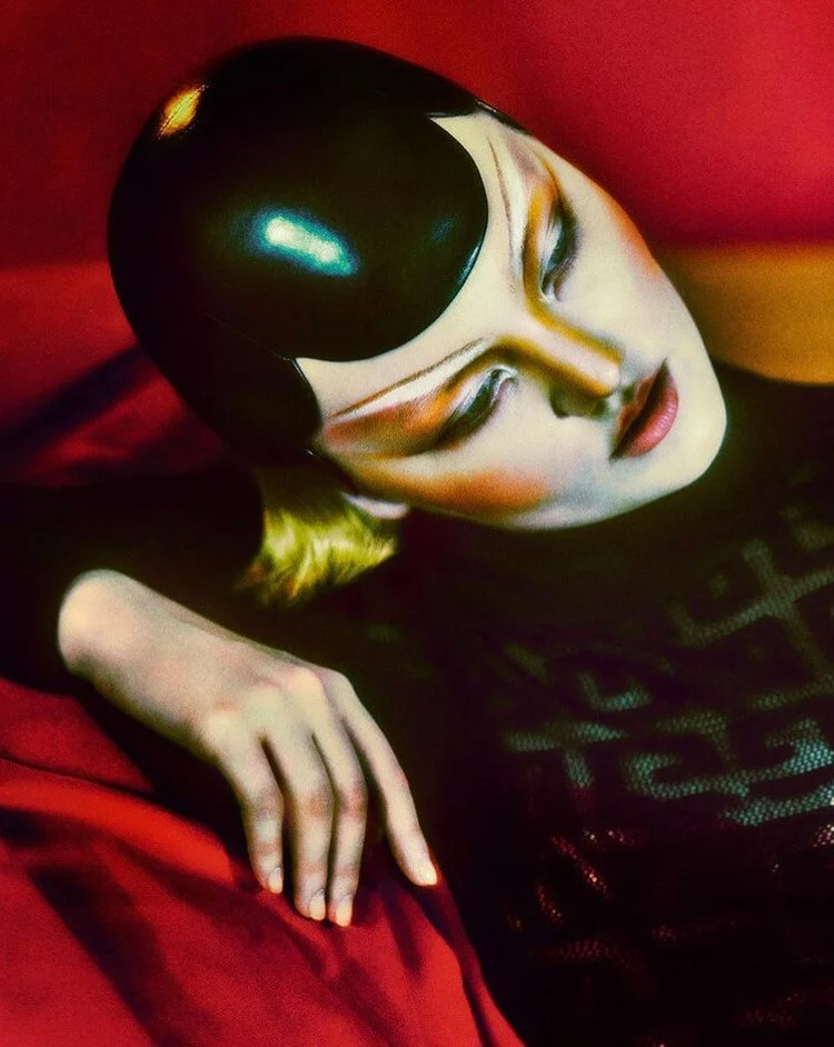 THE FACE
photographer
ELIZAVETA PORODINA
stylist CHLOE GRACE
model FALLON HAVANNA