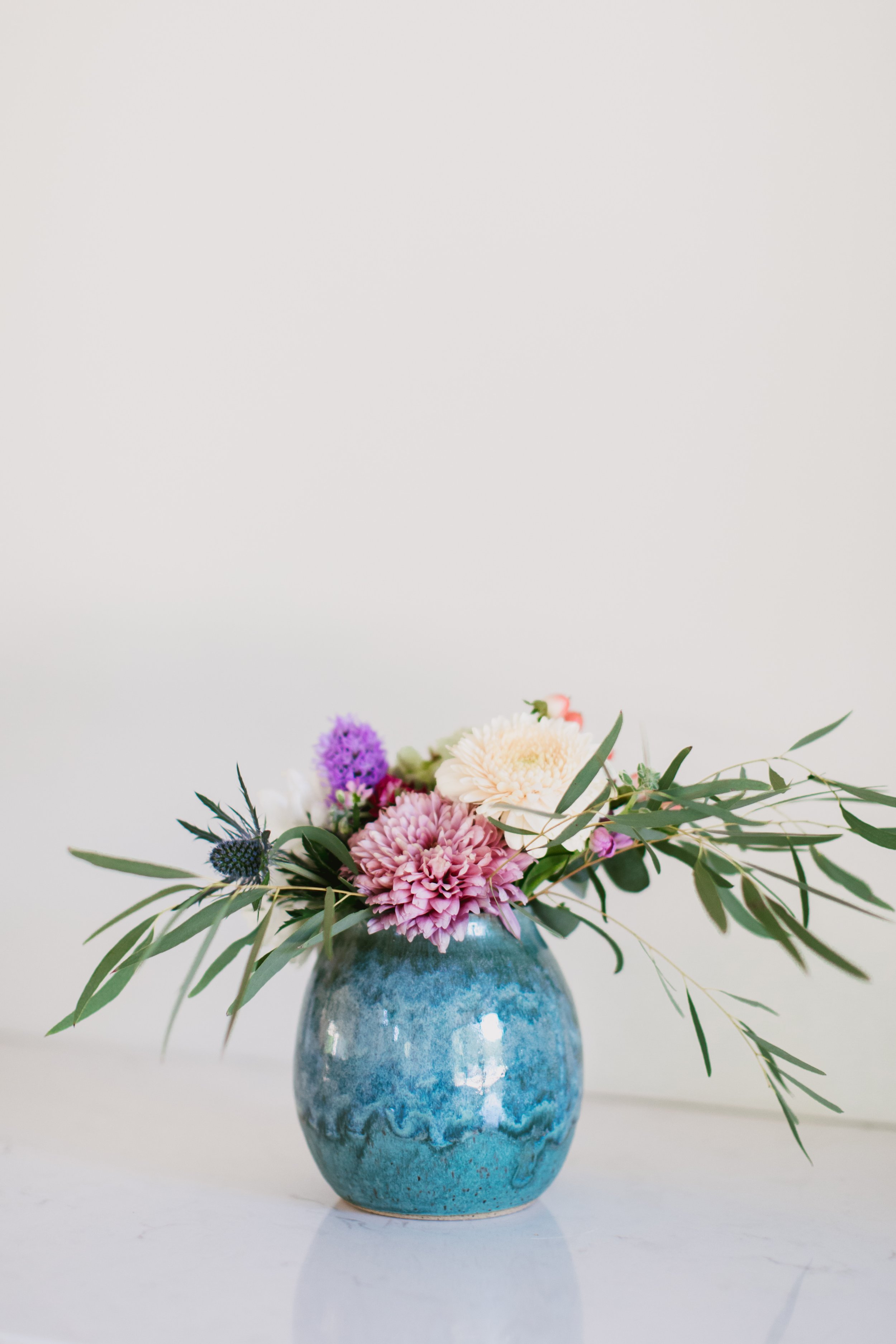 Shiny Everglade Sphere Vase