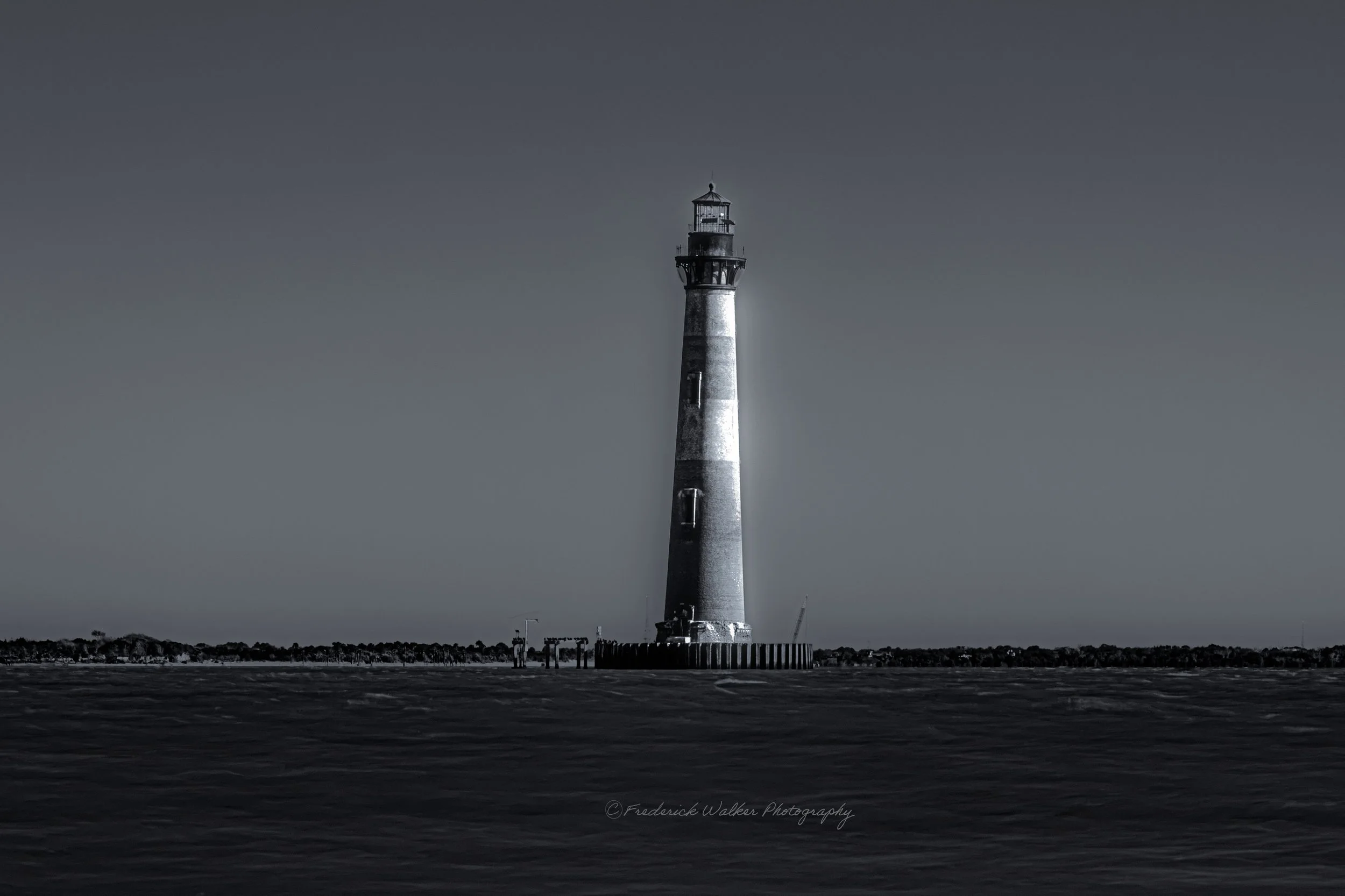 Morris Island Lighthouse-Black and White_DSC1405-WaterMark.jpg