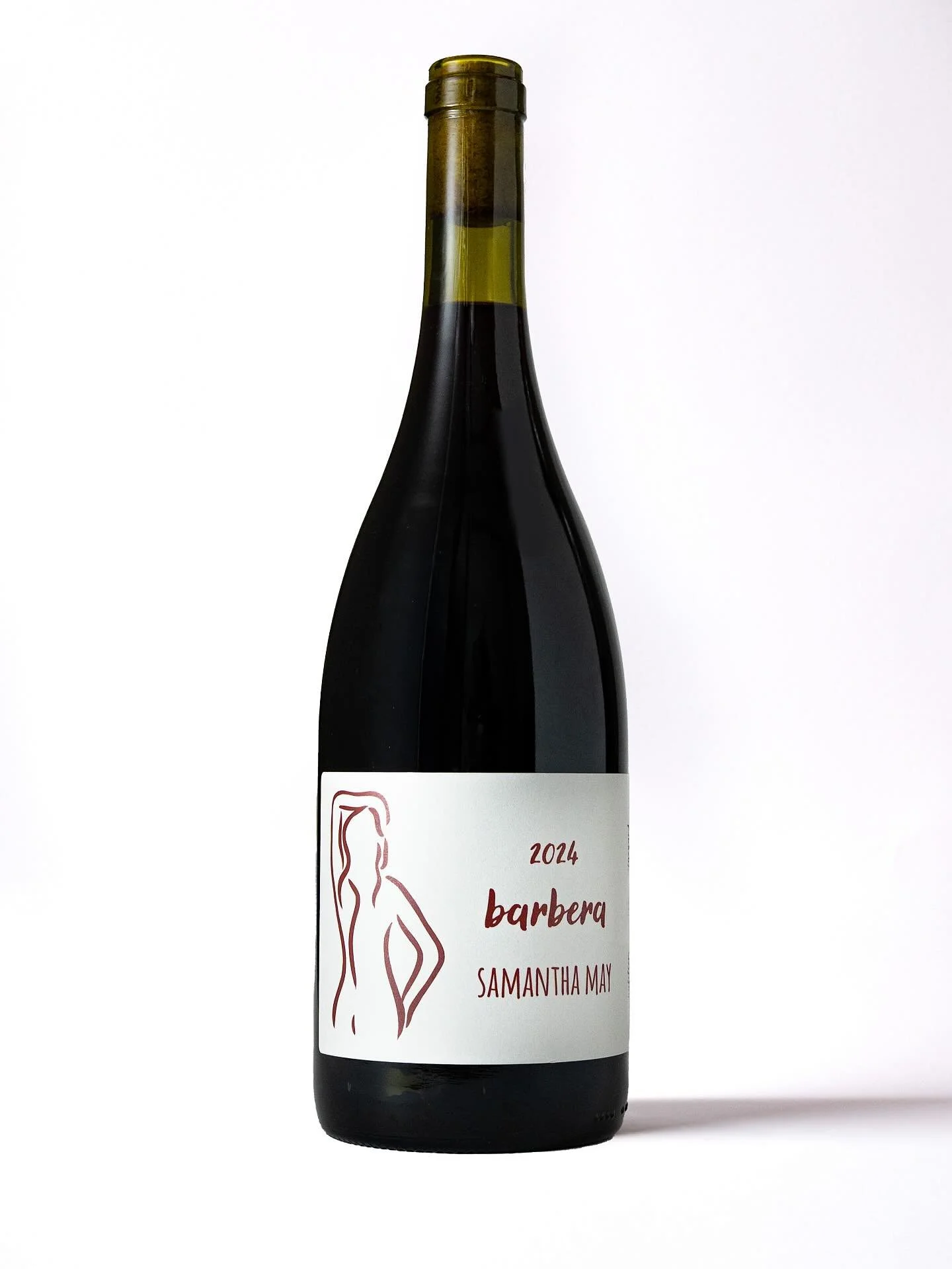 2024 BARBERA. Poppy, plush blackberries, exotic rose petals. 
Mudgee grown grapes. Collaborative winemaking with @twocoqswines. 
Bronze Medal at the 2025 Adelaide International Barbera Challenge. Very delish, very small batch. #nswwine #mudgeewine @m