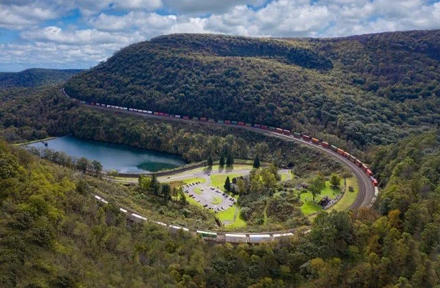 Horseshoe Curve Spring Train Trip