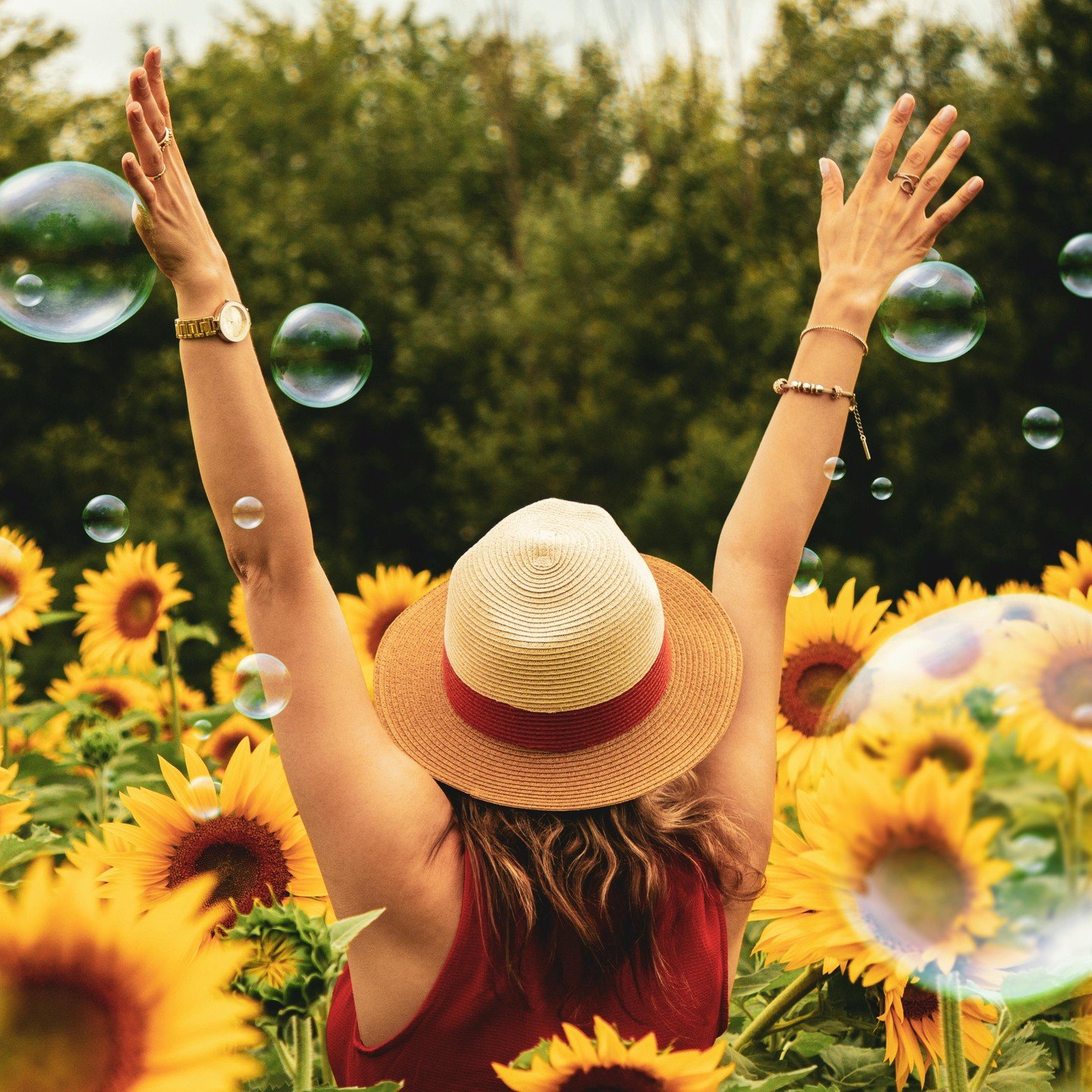 Embarking on a regular yoga practice can bestow a multitude of benefits upon both the physical body and the mind. Through the harmonious integration of physical postures and breathwork, one can achieve heightened levels of physical wellbeing, mental 