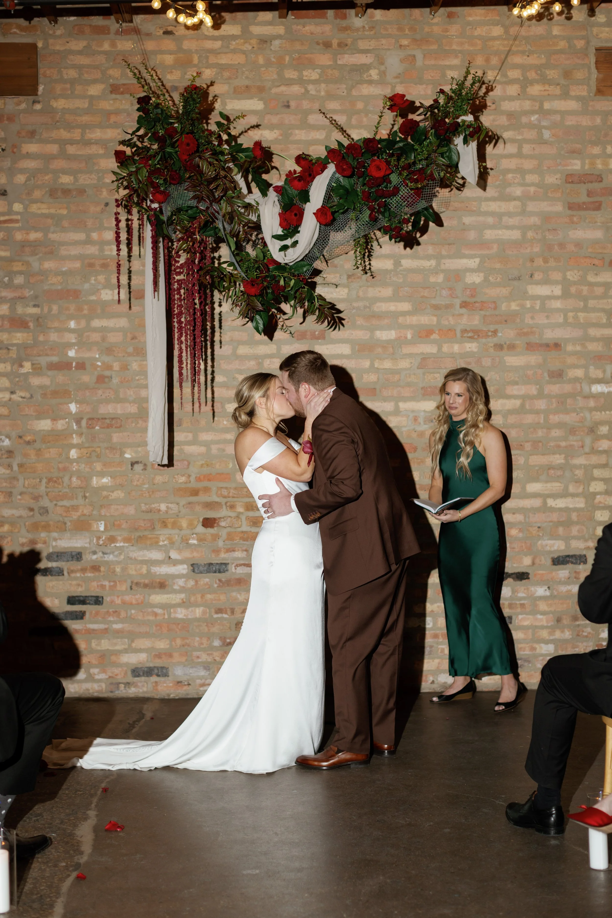 jess_diaz_photography_chicago_wedding_photographer_molly_ross_wedding-323.jpg