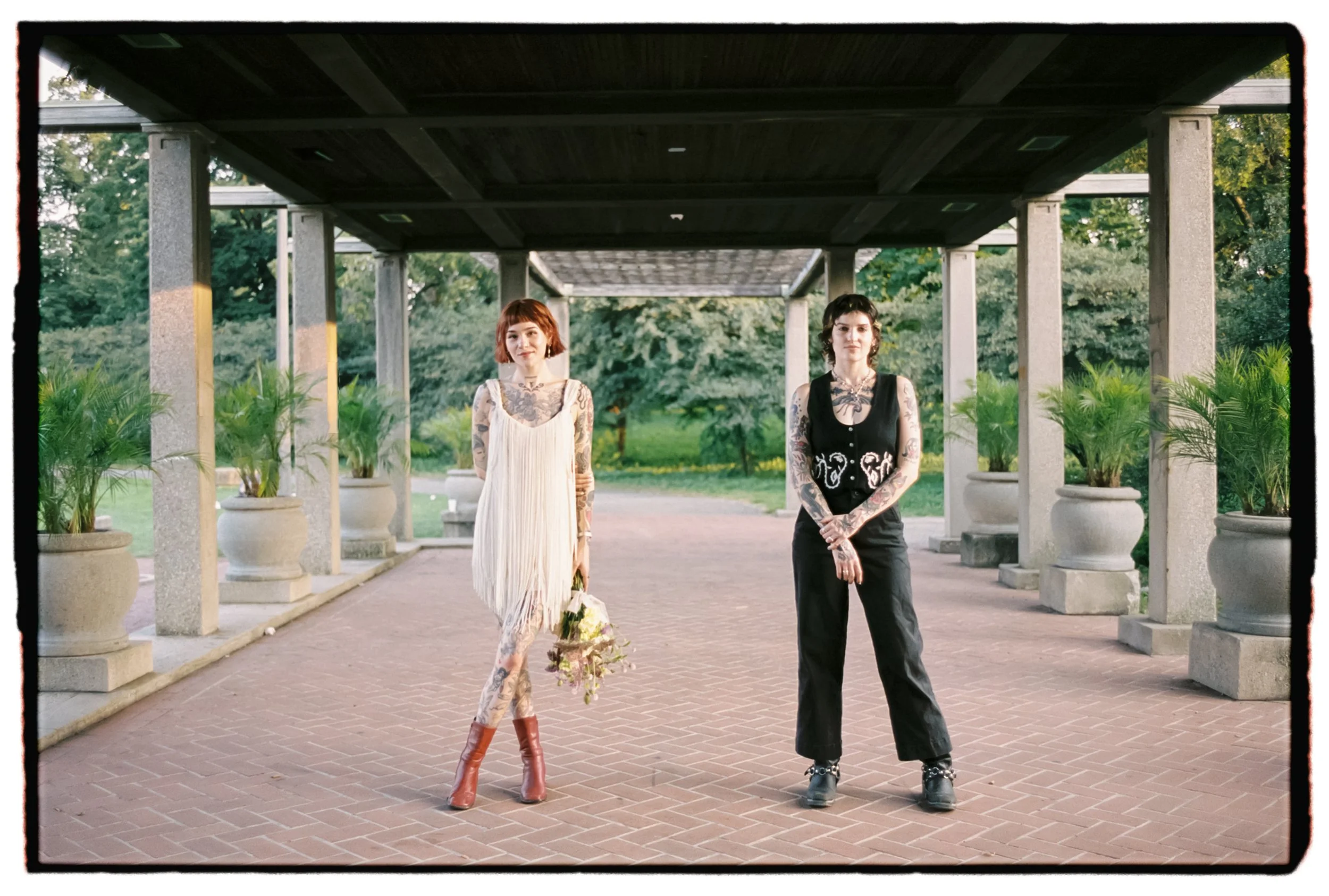 Liv+Kate-50.jpg