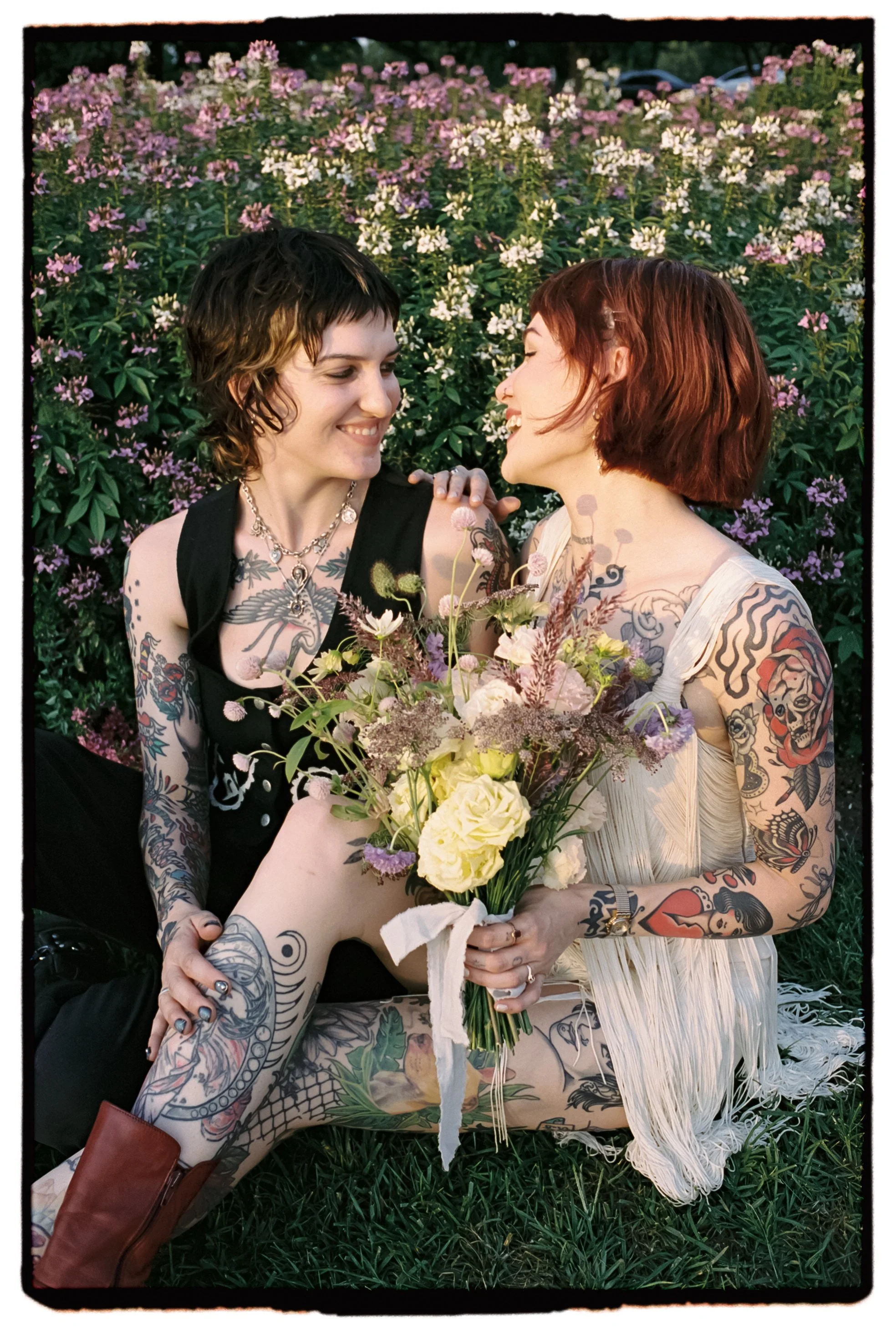 Liv+Kate-43.jpg