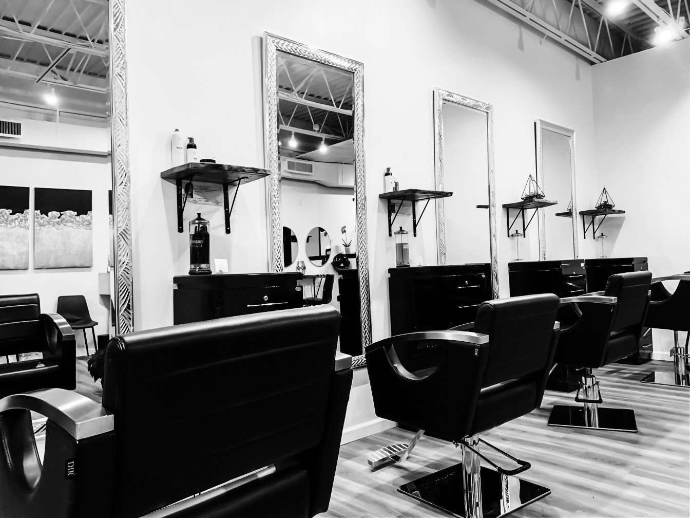 salon photo2.jpg