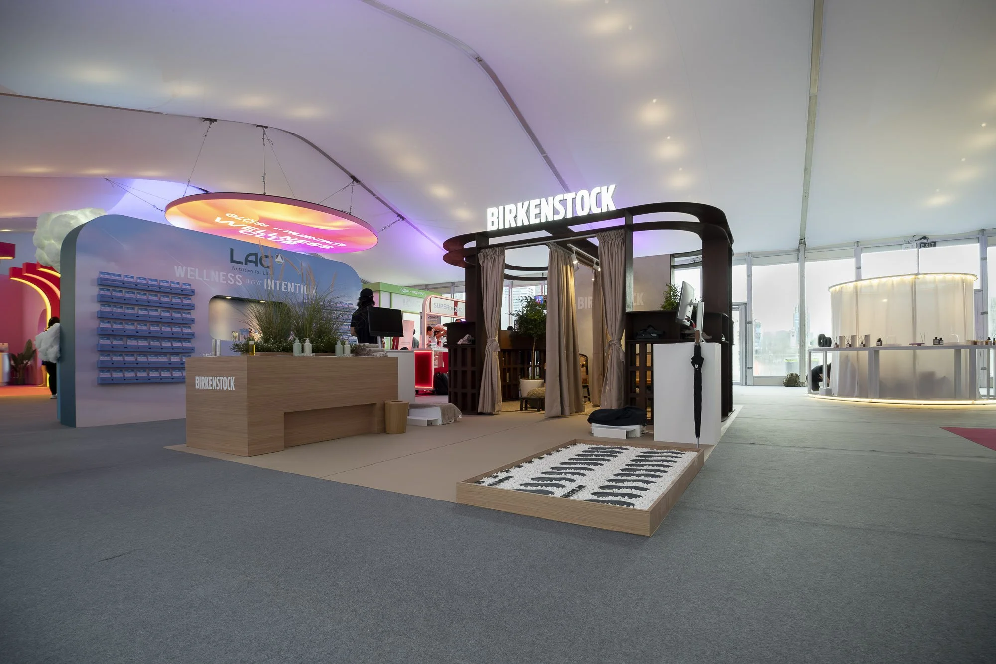 Birkenstock GLOW Event Prudential, Marina Bay The Shoppes, Event Photo & Video - COCO Creative Studio