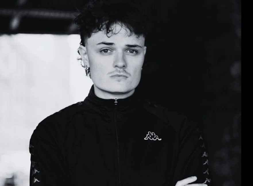 Stuart Armstrong - Freelance Director