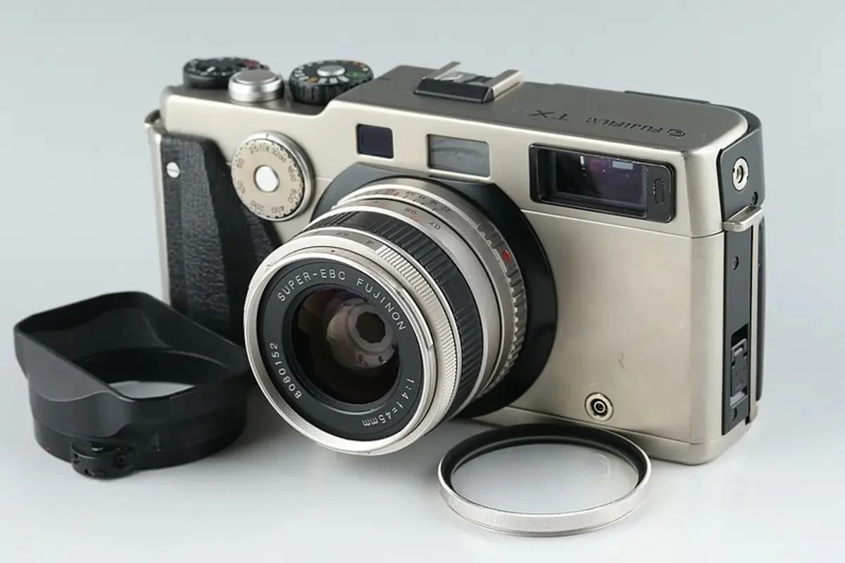 FujiFilm TX-1 XPAN (24*36 - 24*65) - 1998