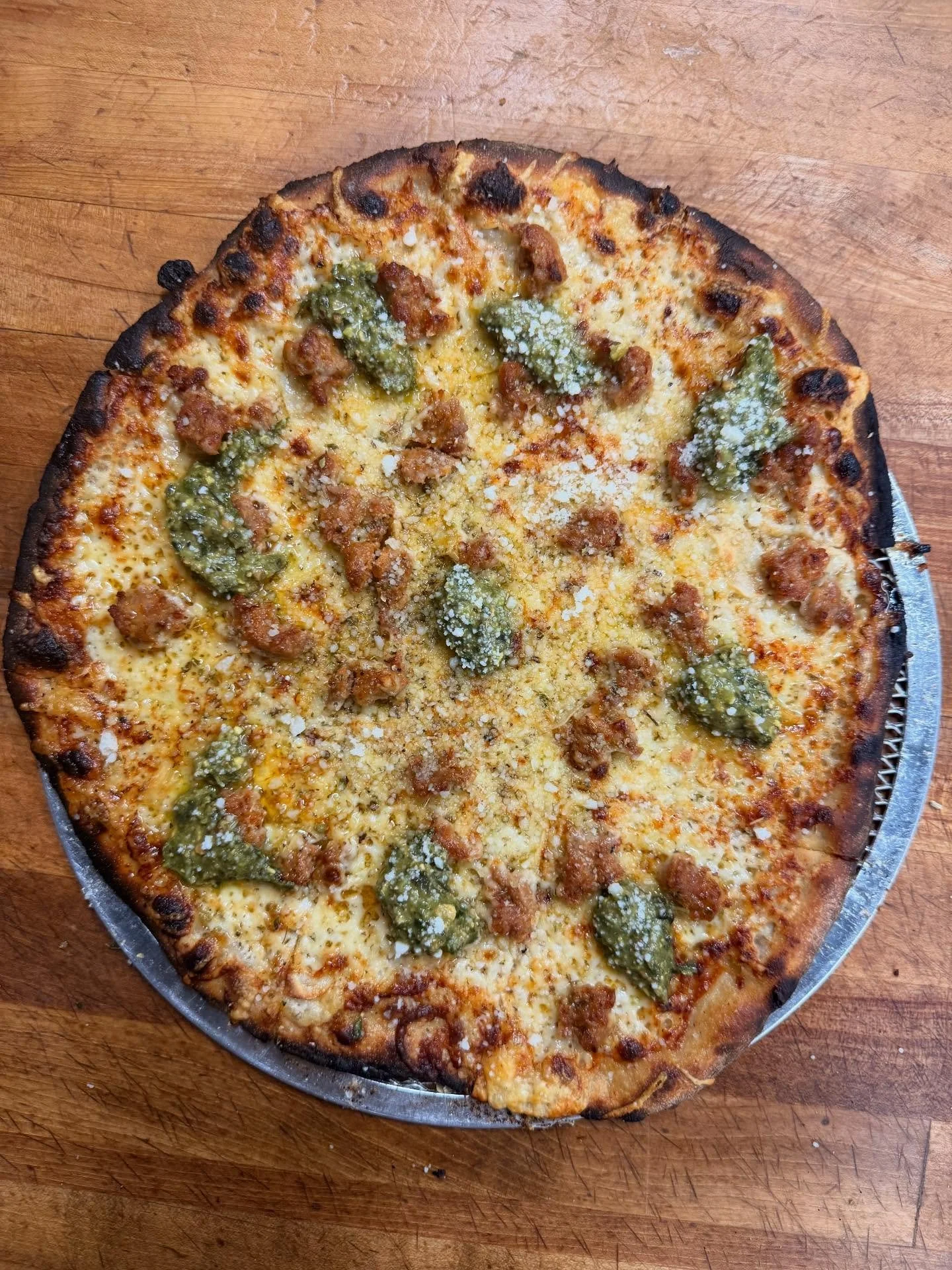 New Tavern!!! This one is inspired by my childhood eating Jerry&rsquo;s subs and pizza on a Friday night, back when they used to do the kids pizza.  White pie with sausage was my go to.  This is that, but the gown up version for all you 80s kids that