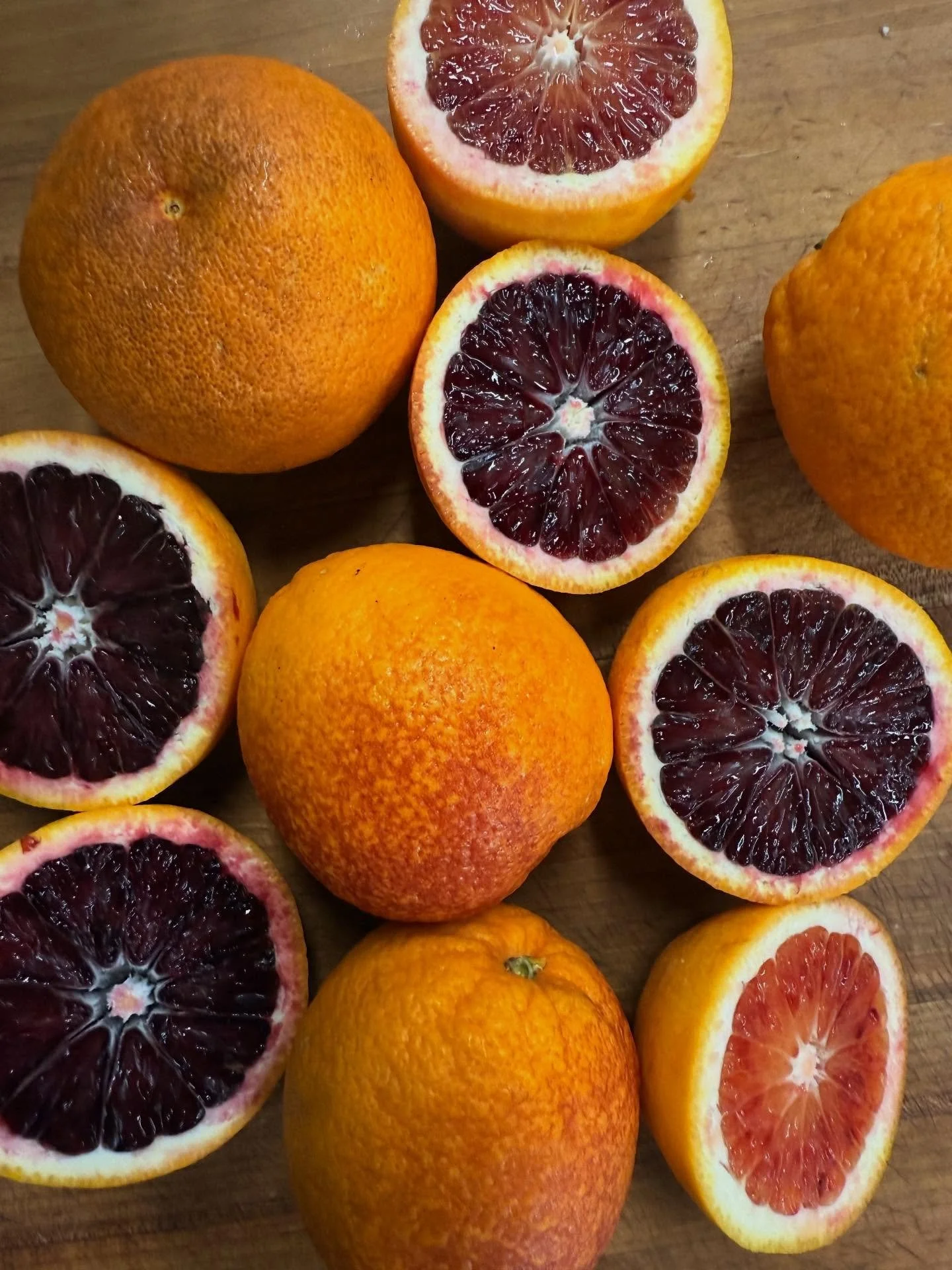 Just some things around the shop.  The weather is great so come hang in the alley, eat some pizza and drinx some wine.