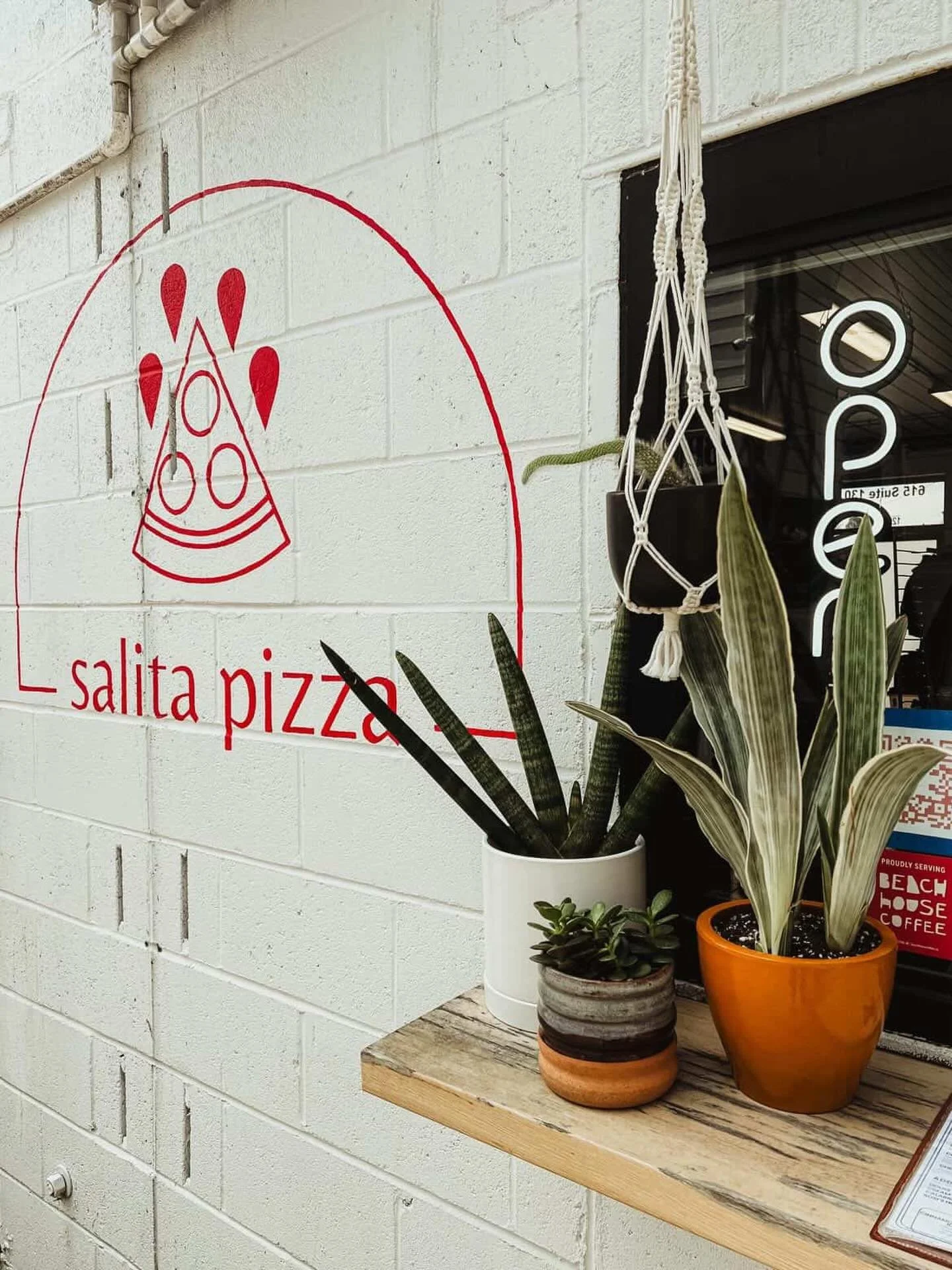 A big thanks to our friends and neighbors @theplantoutpost for breaking us out of our winter slump with some fresh plants for our window.  Do yourself a favor and buy some cool plants from some cool people with a cool plant shop.  Be cool, buy plants