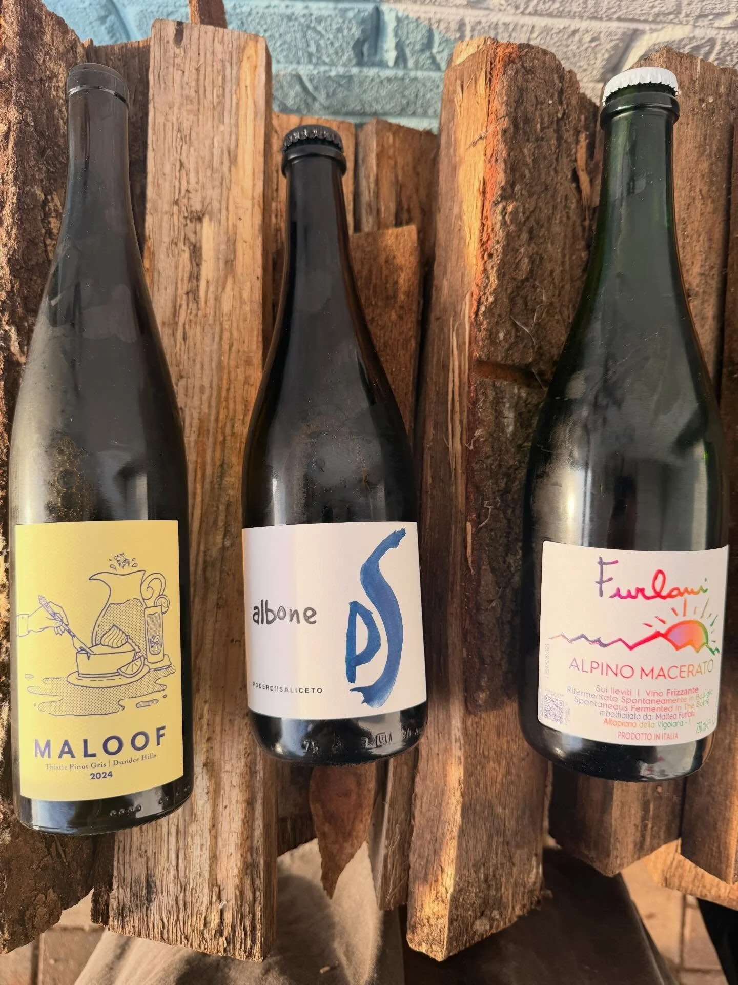 It&rsquo;s a great weekend for pizza, wine and patio time.  Come hang in the alley way.  It&rsquo;s especially nice this time of day.  You can top the evening off with best soft serve in town and a nice stroll around the @thecargodistrict