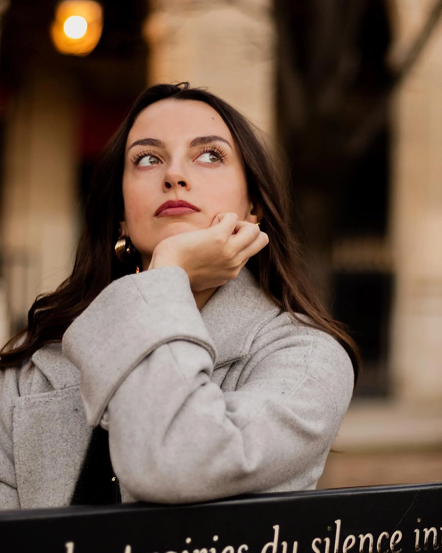 Good morning Paris 

📍Jardin du Palais Royal 
Mod&egrave;le @elisacbs_ 

#shooting #photoshoot #parisphotography #parisphotographer #model #modelphotography #palaisroyal #photooftheday #outdoorshoot #portrait #portraitphotography